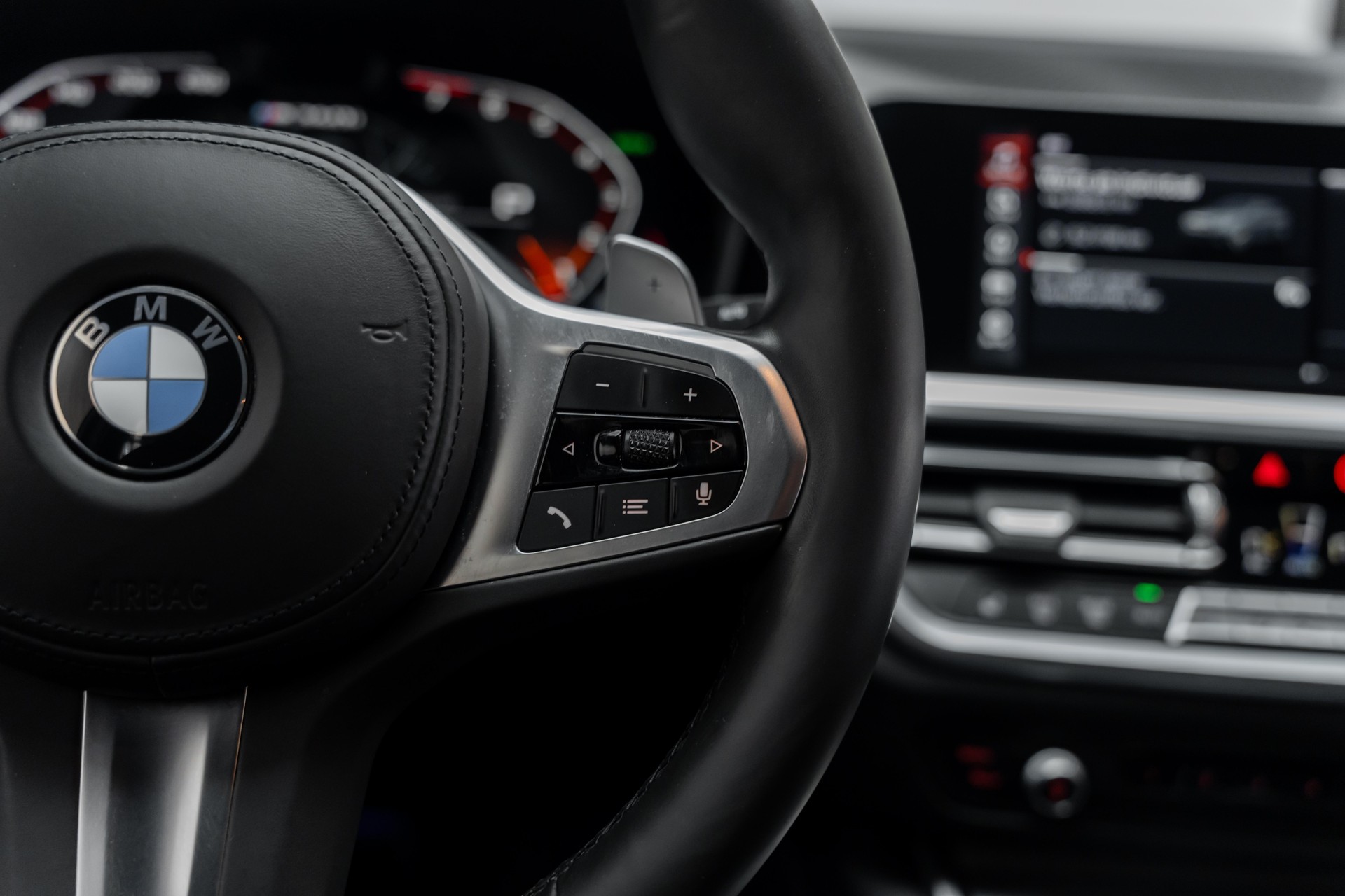 BMW M340i xDriveTouring Steptronic M Sport-image-16