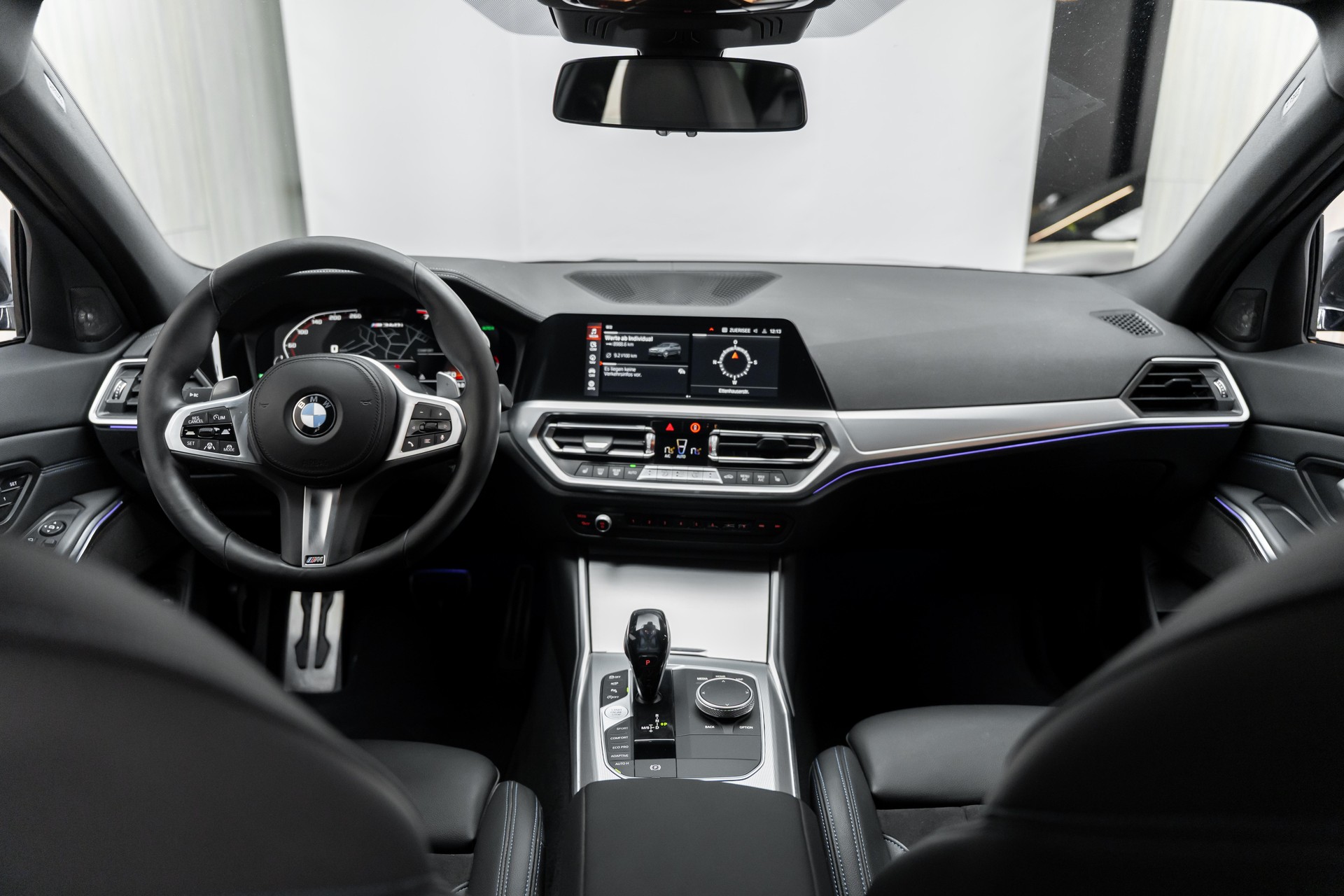 BMW M340i xDriveTouring Steptronic M Sport-showroom-element-2