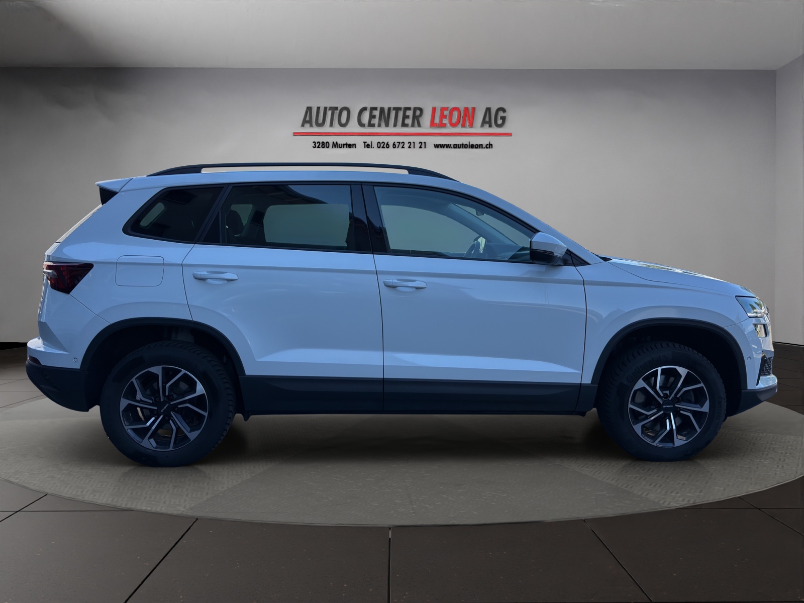 SKODA Karoq 2.0 TDI CR Style 4x4 DSG-image-6