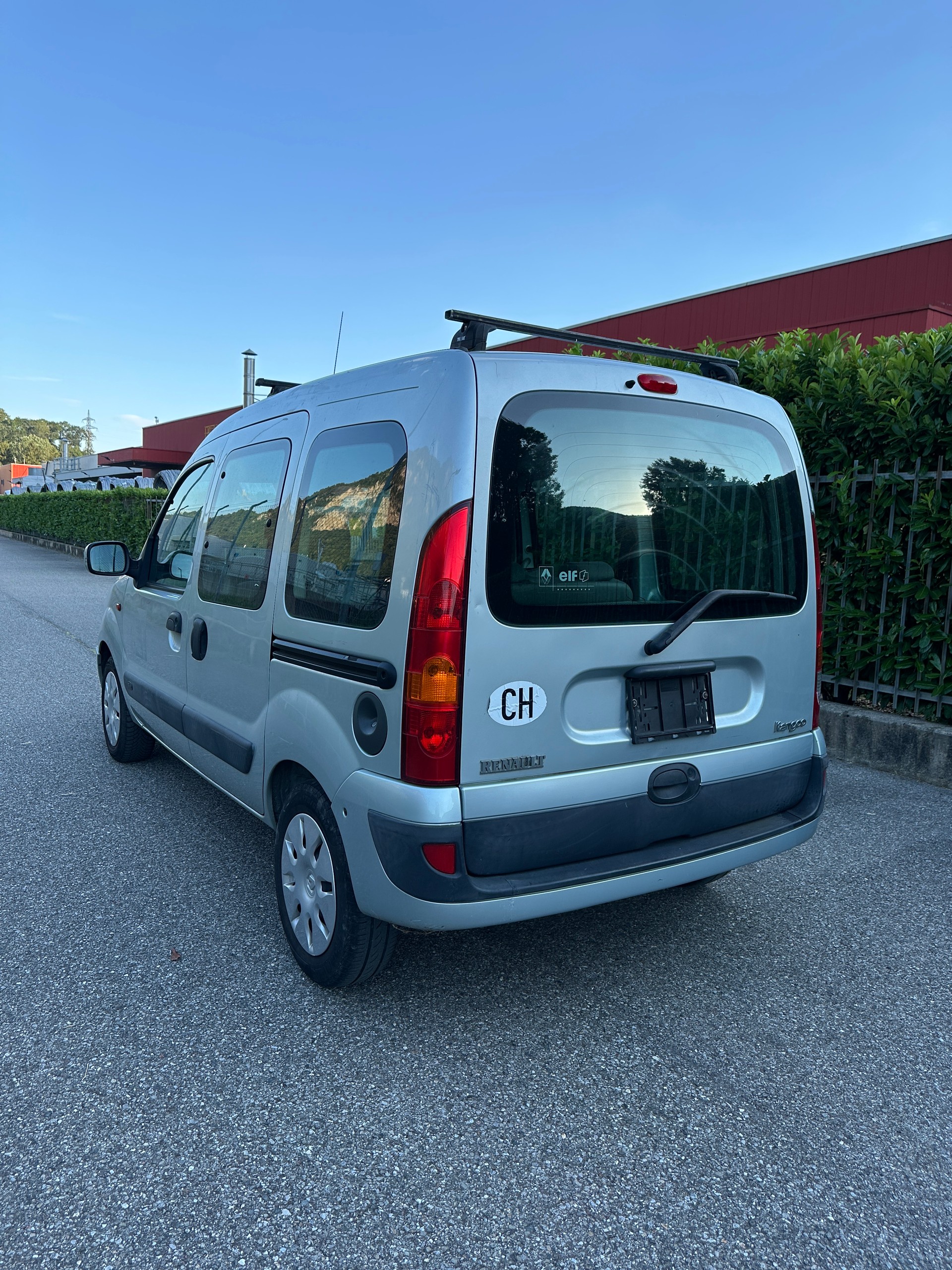 RENAULT Kangoo 1.6 16V Privilège-image-5