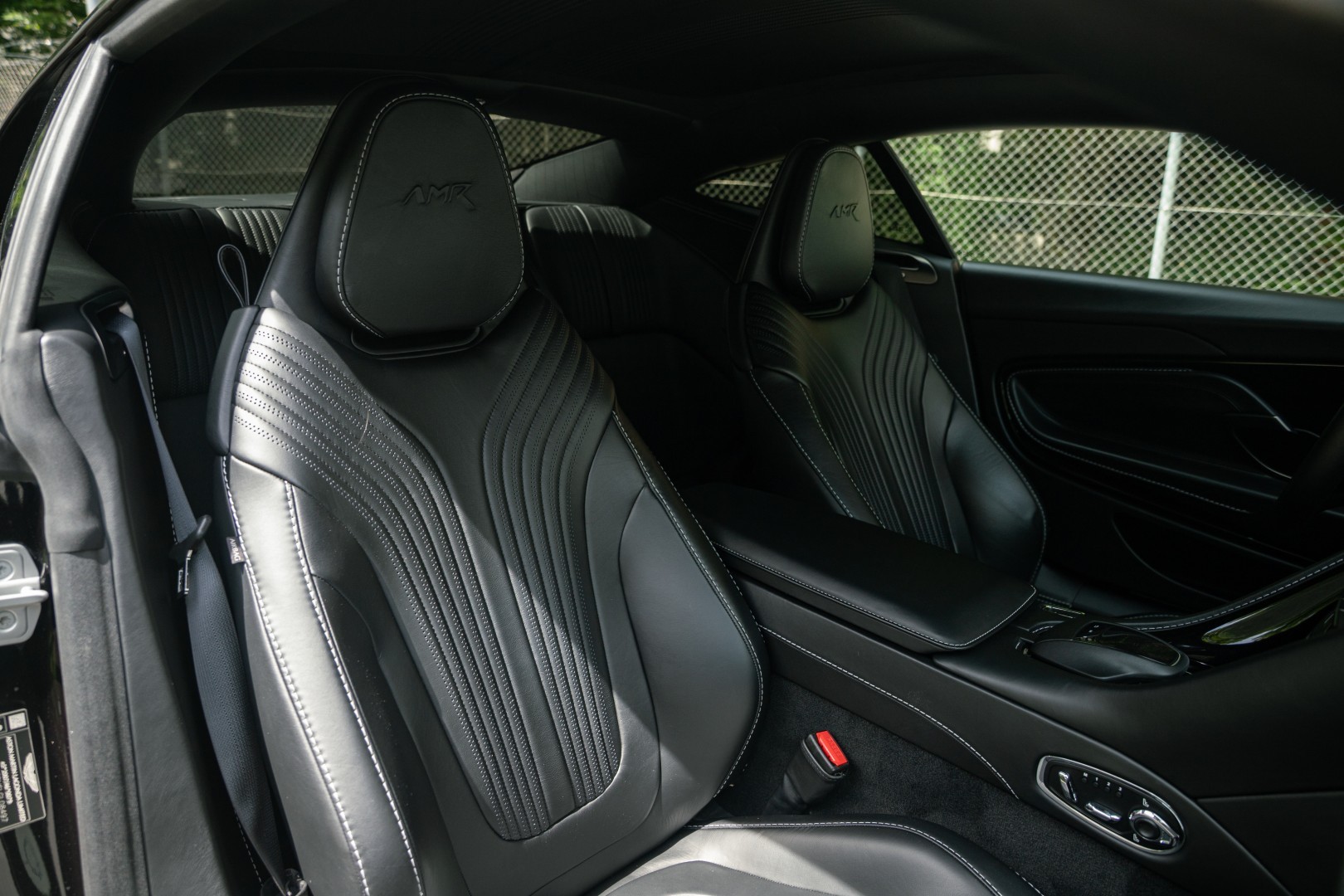 ASTON MARTIN DB11 V12 Touchtronic 3 AMR-image-15