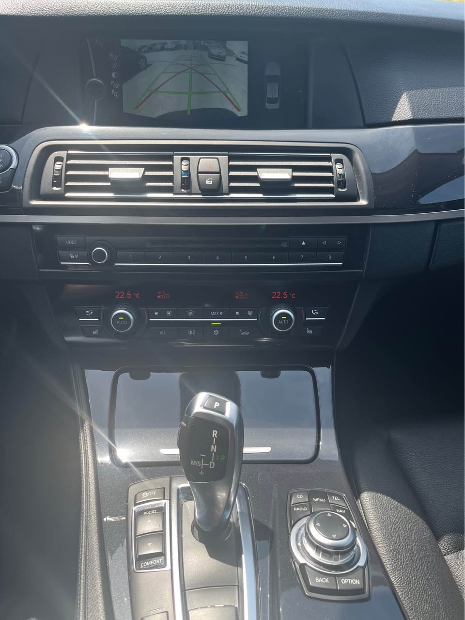 BMW 528i xDrive Steptronic-image-10
