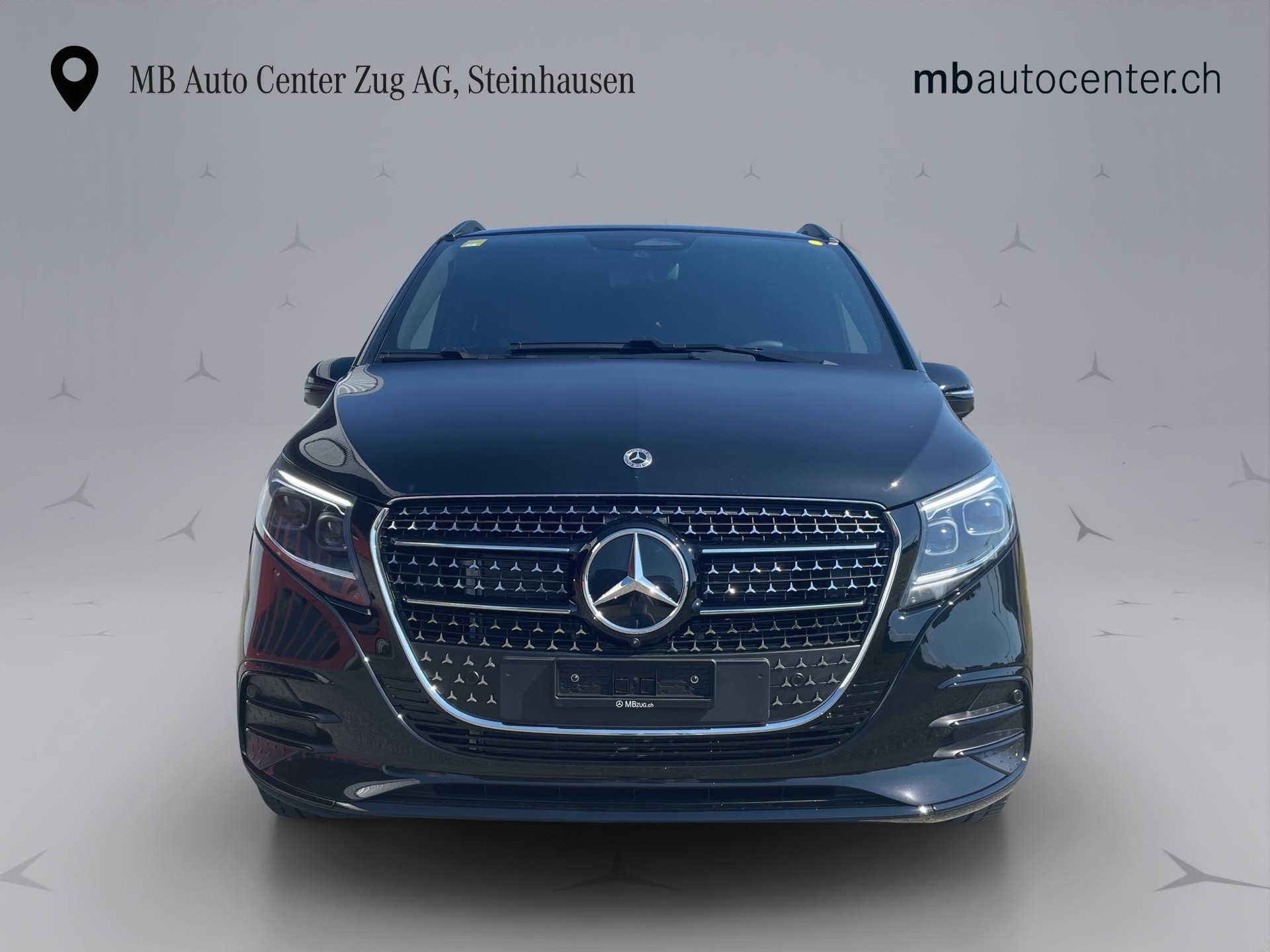 MERCEDES-BENZ V 300 d Swiss Ed. lang 4matic Van-image-9
