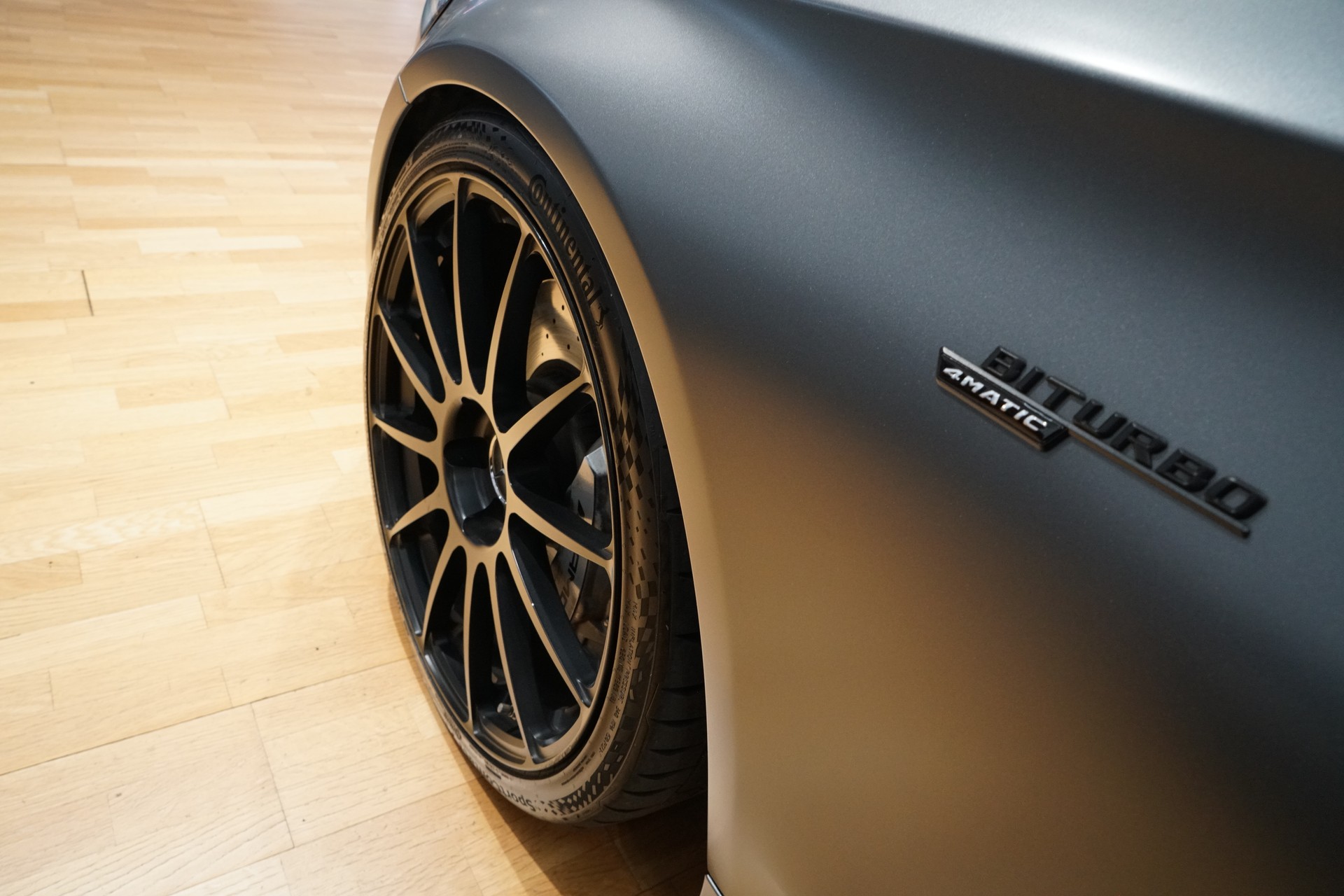 MERCEDES-BENZ C 43 AMG 4Matic 9G-Tronic-showroom-element-3