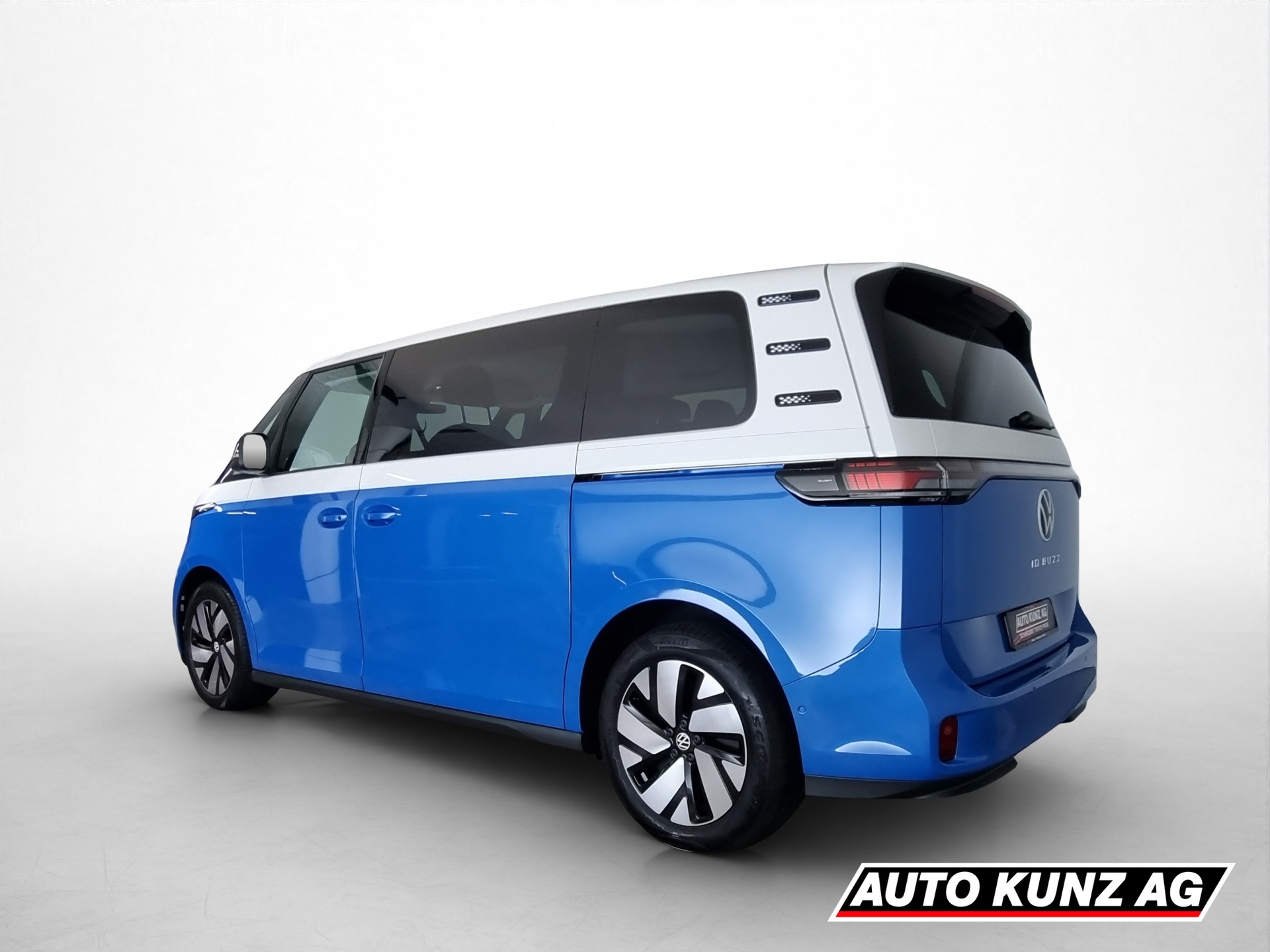 VW ID.Buzz LWB Pro (lang) 7-Sitzer-showroom-element-3