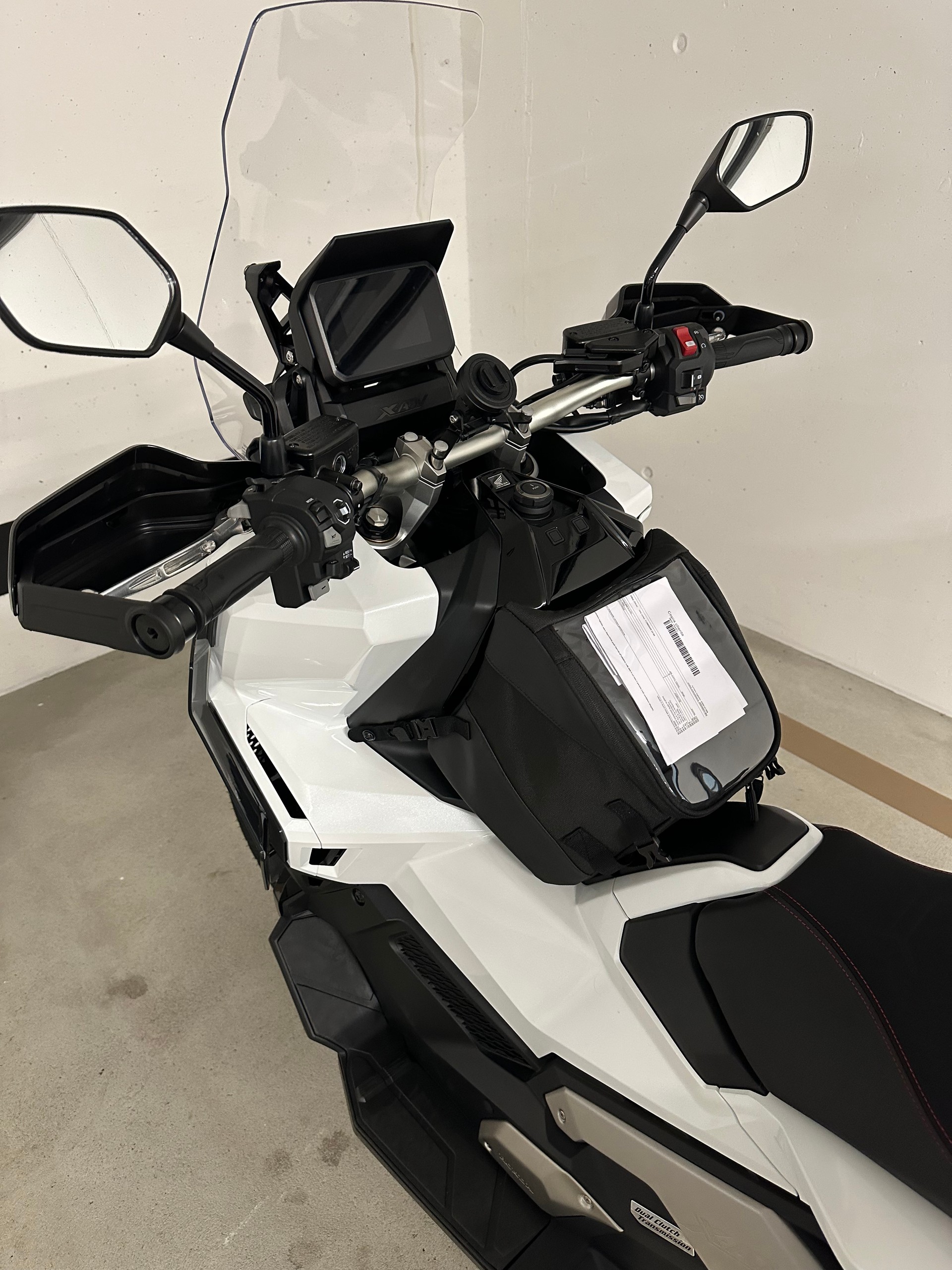 HONDA X-ADV 750-image-6