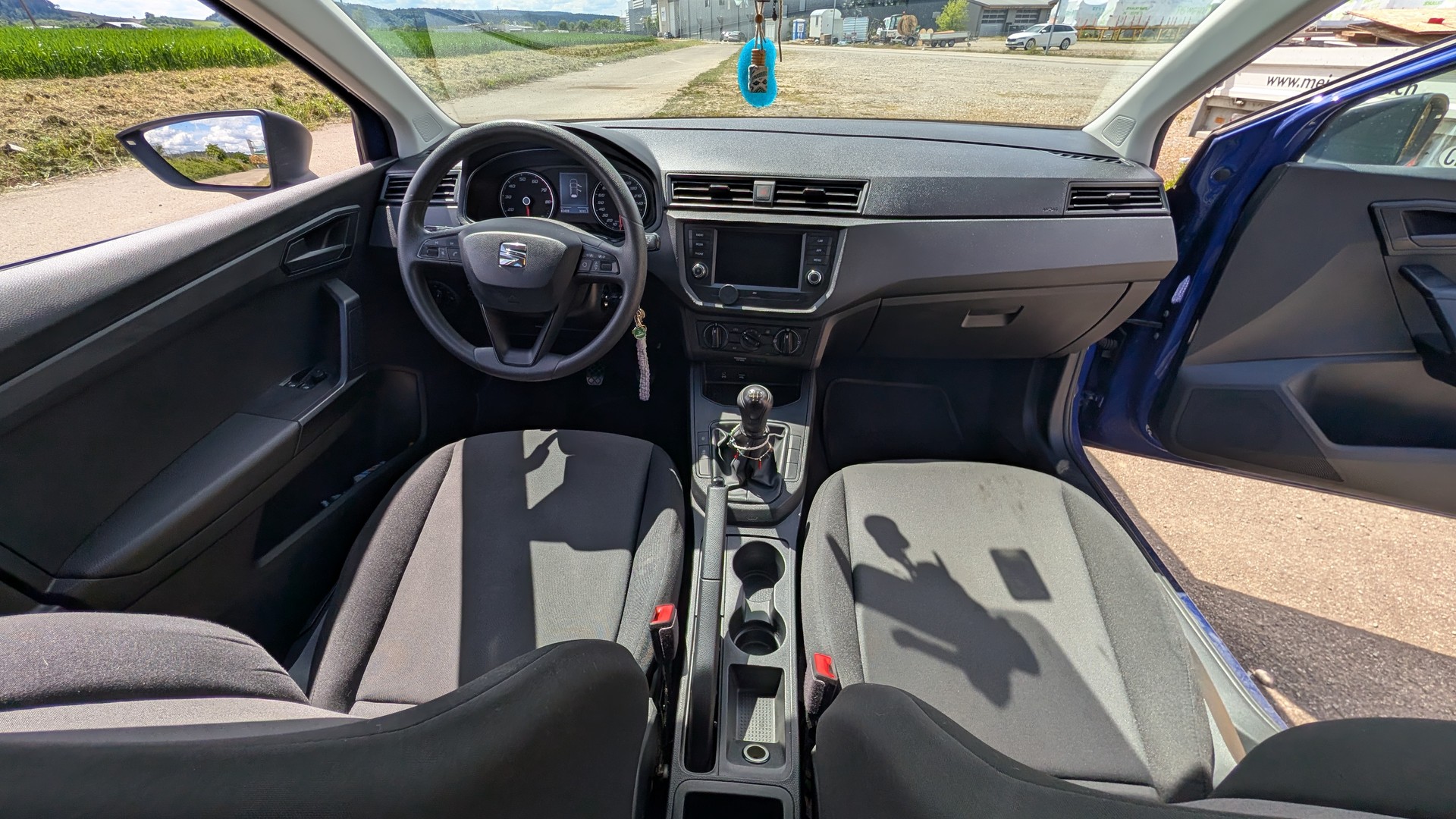 SEAT IBIZA-image-10