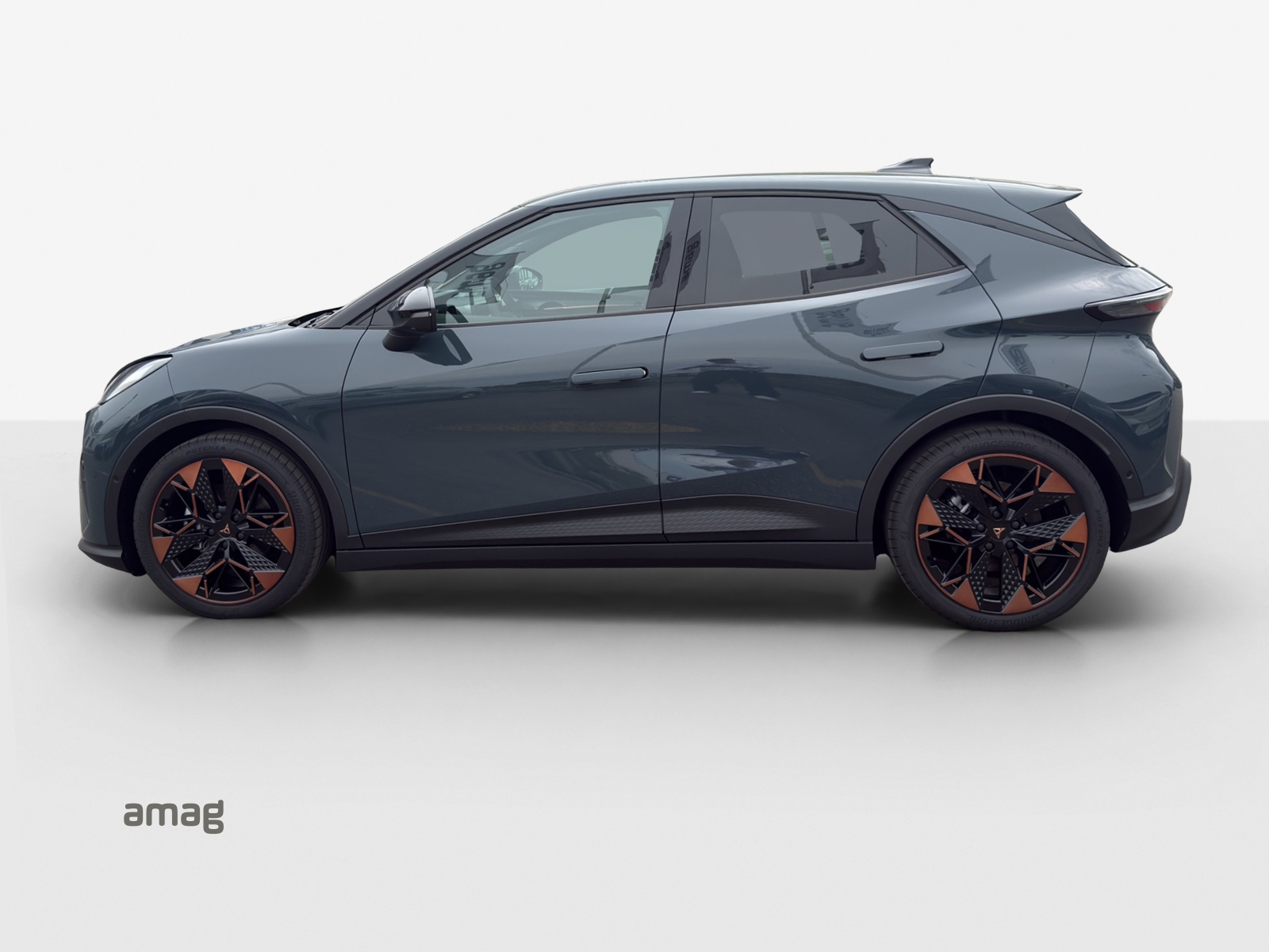 CUPRA Raval 52 kWh Dynamic+ Launch Edition-showroom-element-1