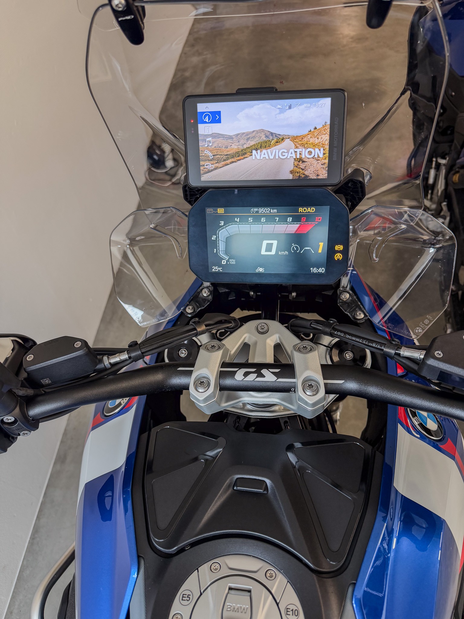 BMW R 1300 GS-image-9