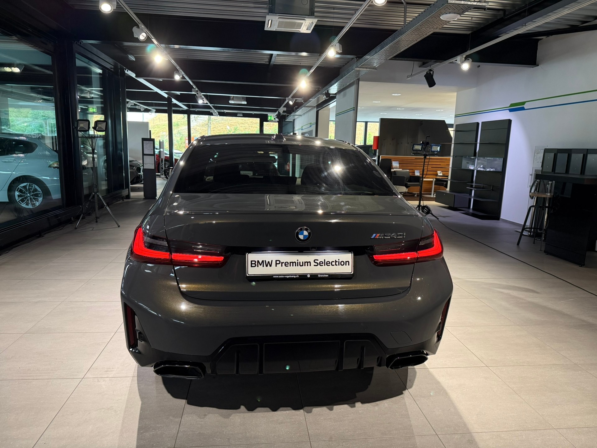 BMW M340i xDrive 48V Steptronic-image-7