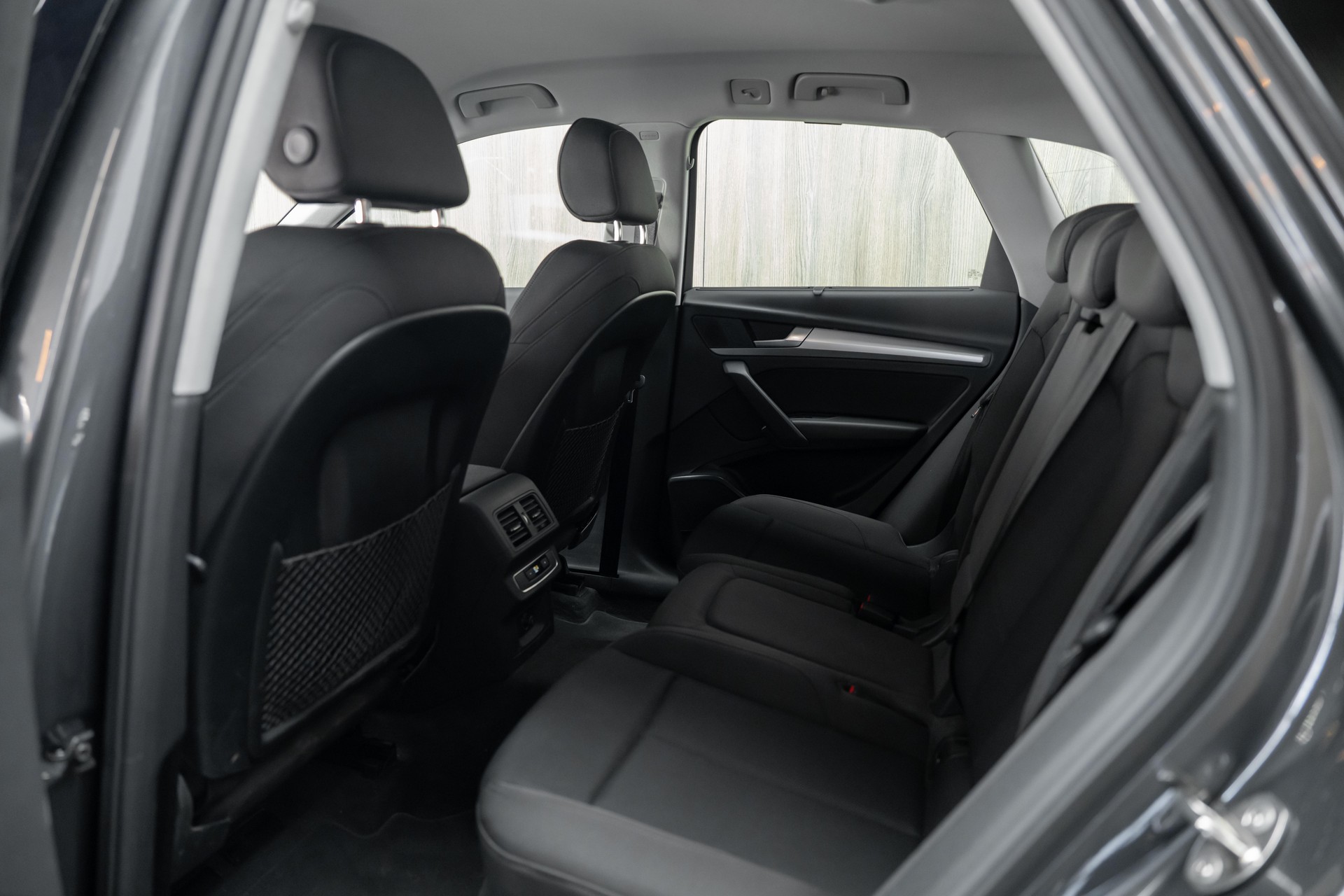 AUDI Q5 55 TFSI e PHEV S line quattro S-tronic-image-8