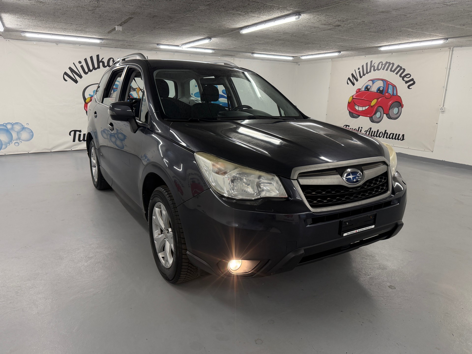 SUBARU Forester 2.0i Advantage Lineartronic-showroom-element-1