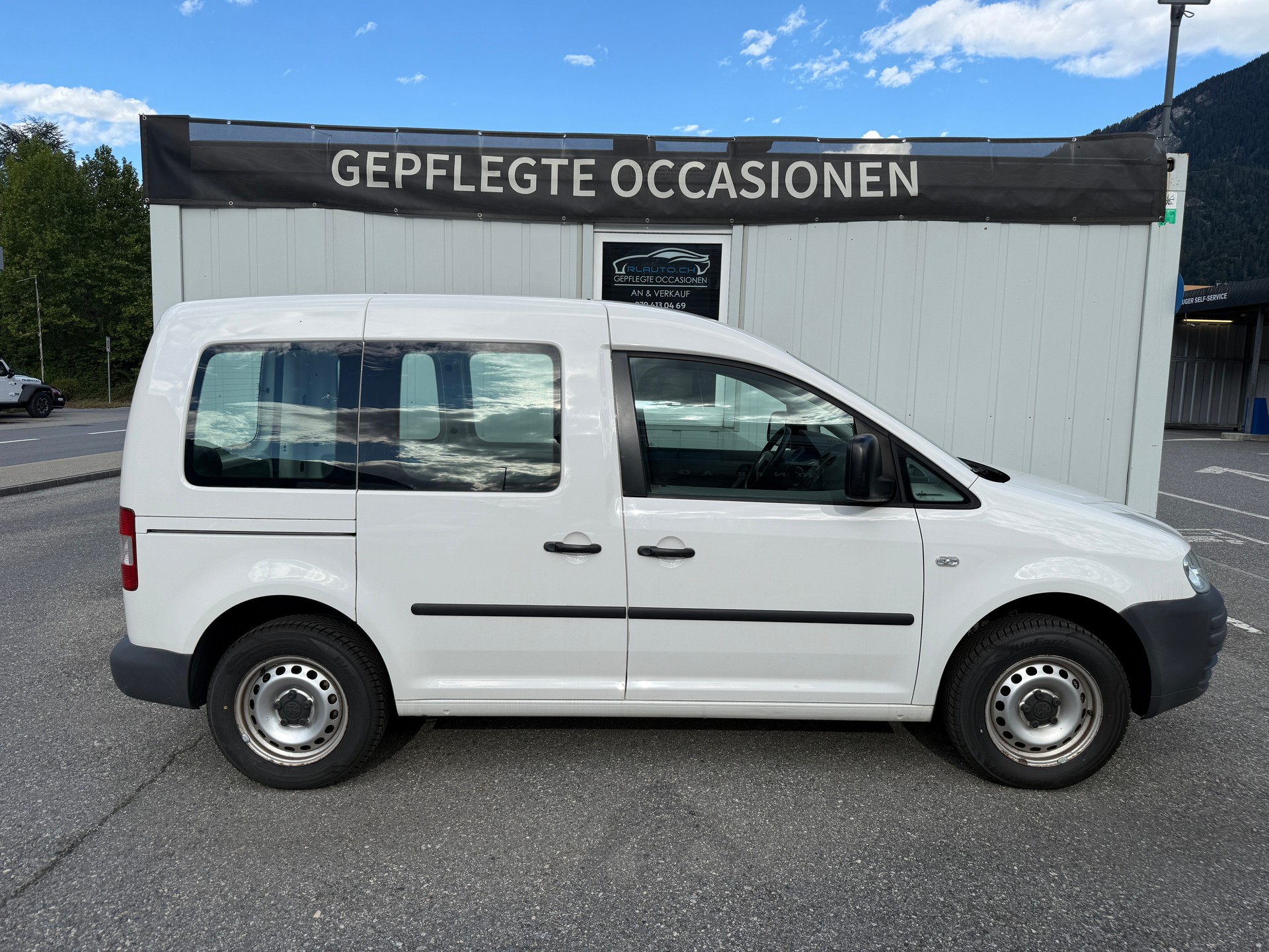 VW Caddy 1.4 *erst 92k km**Zahnriemen ersetzt**MFK frisch!*-showroom-element-1