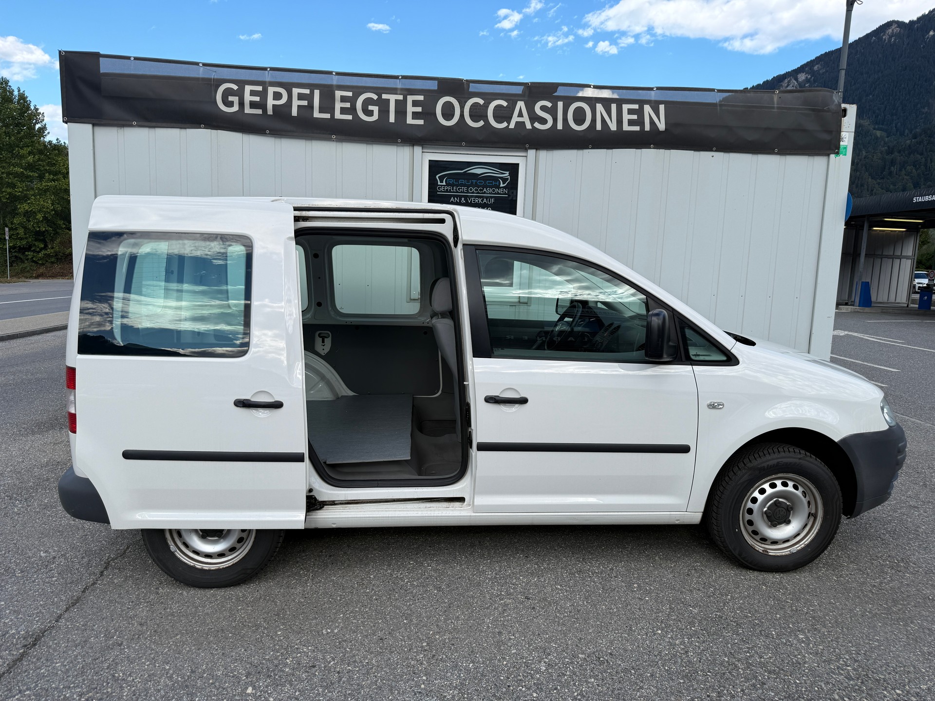VW Caddy 1.4 *erst 92k km**Zahnriemen ersetzt**MFK frisch!*-showroom-element-2