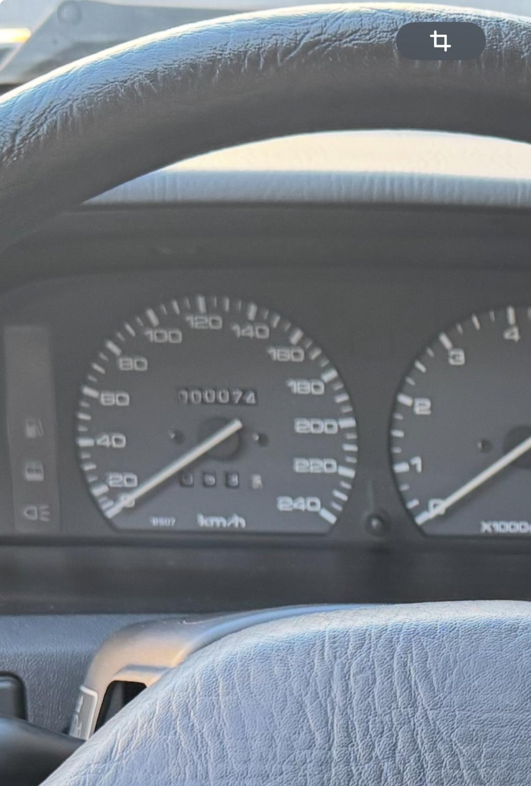 MAZDA 323 1.6i LX *Neuwagen*-image-9