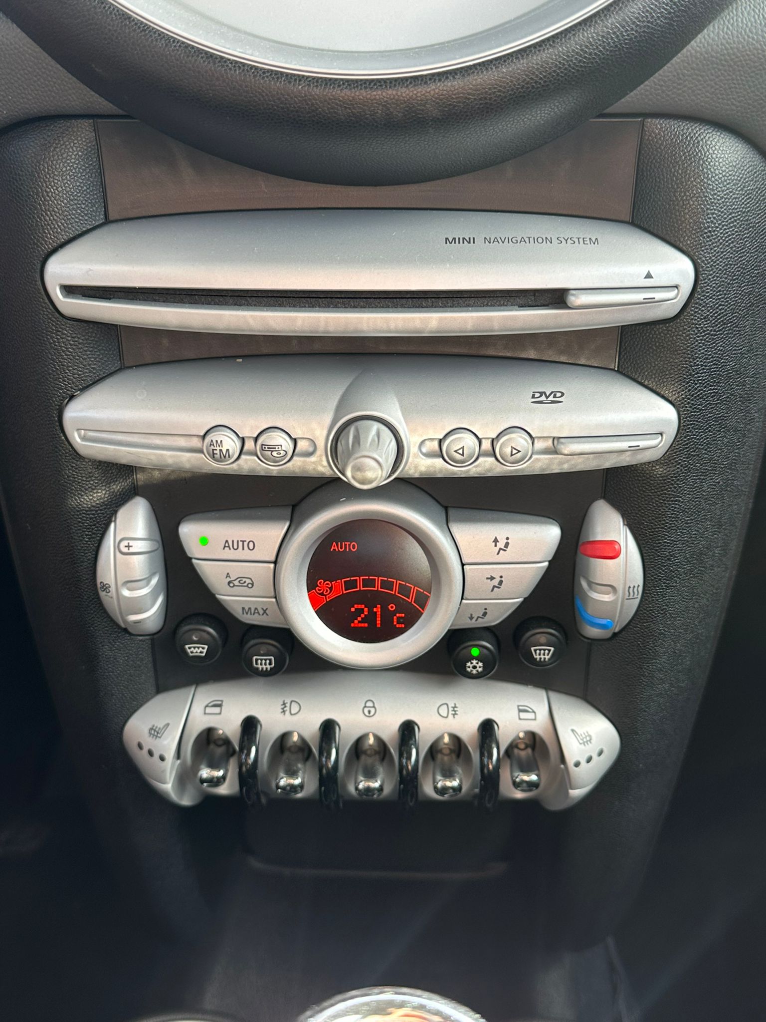 MINI Cooper S-image-18