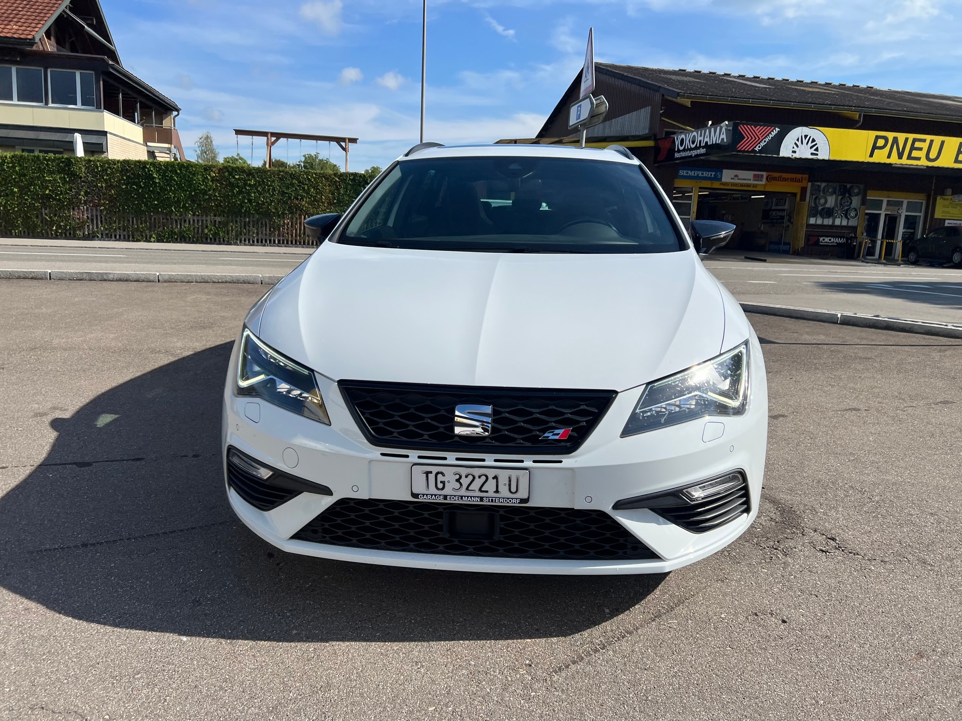 SEAT Leon ST 2.0 von ABT TUNING TSI Cupra 360 4 Drive DSG-showroom-element-3