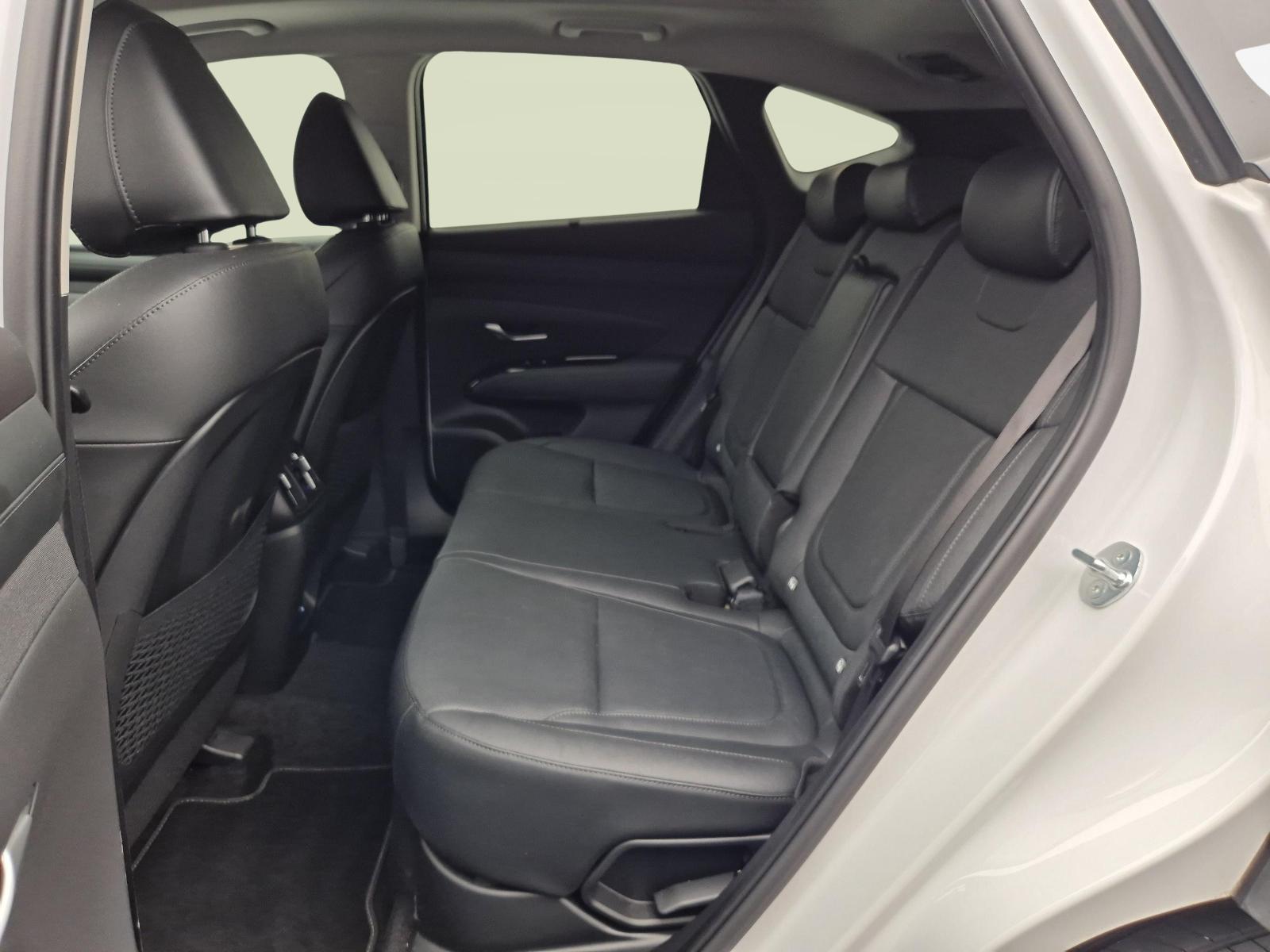 HYUNDAI Tucson 1.6 T-GDi HEV Vertex Swiss Edition 4WD-showroom-element-3