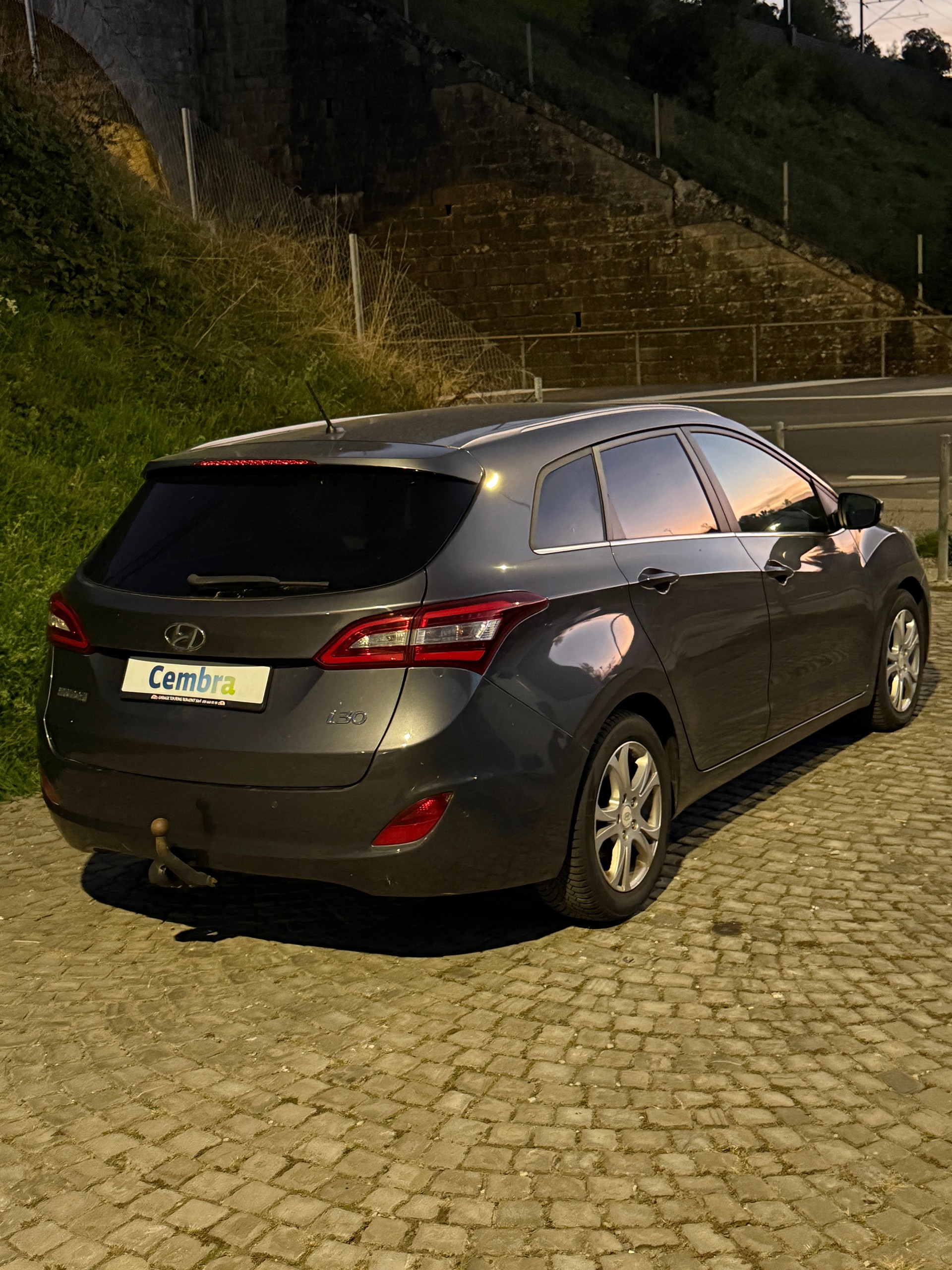 HYUNDAI i30 Wagon 1.6 CRDi Vertex Automatic DCT-showroom-element-1