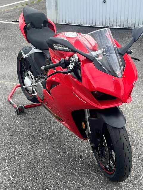 DUCATI Panigale V2-image-0