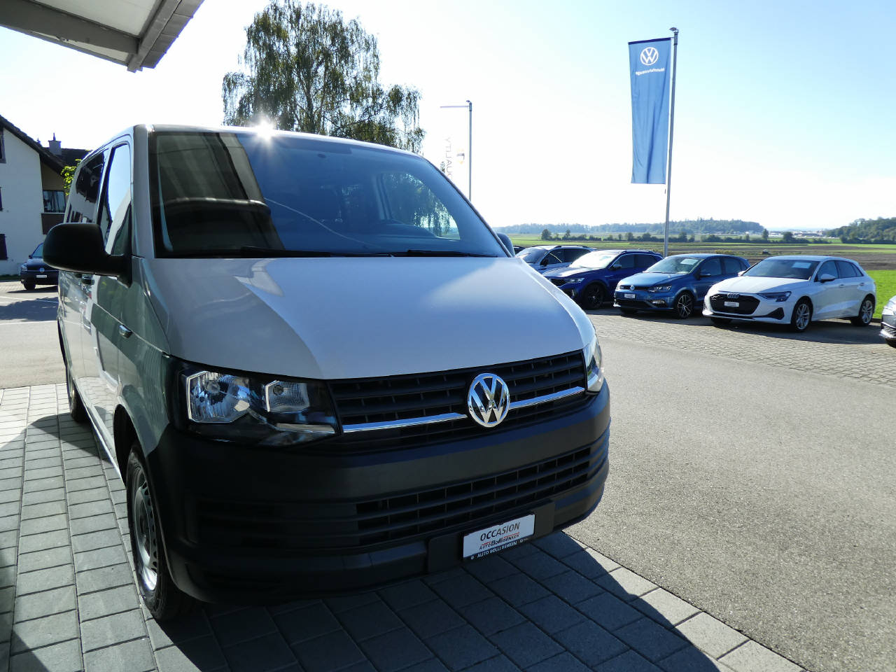 VW T6 Kombi 3000 2.0 TDI 102 Entry-showroom-element-3