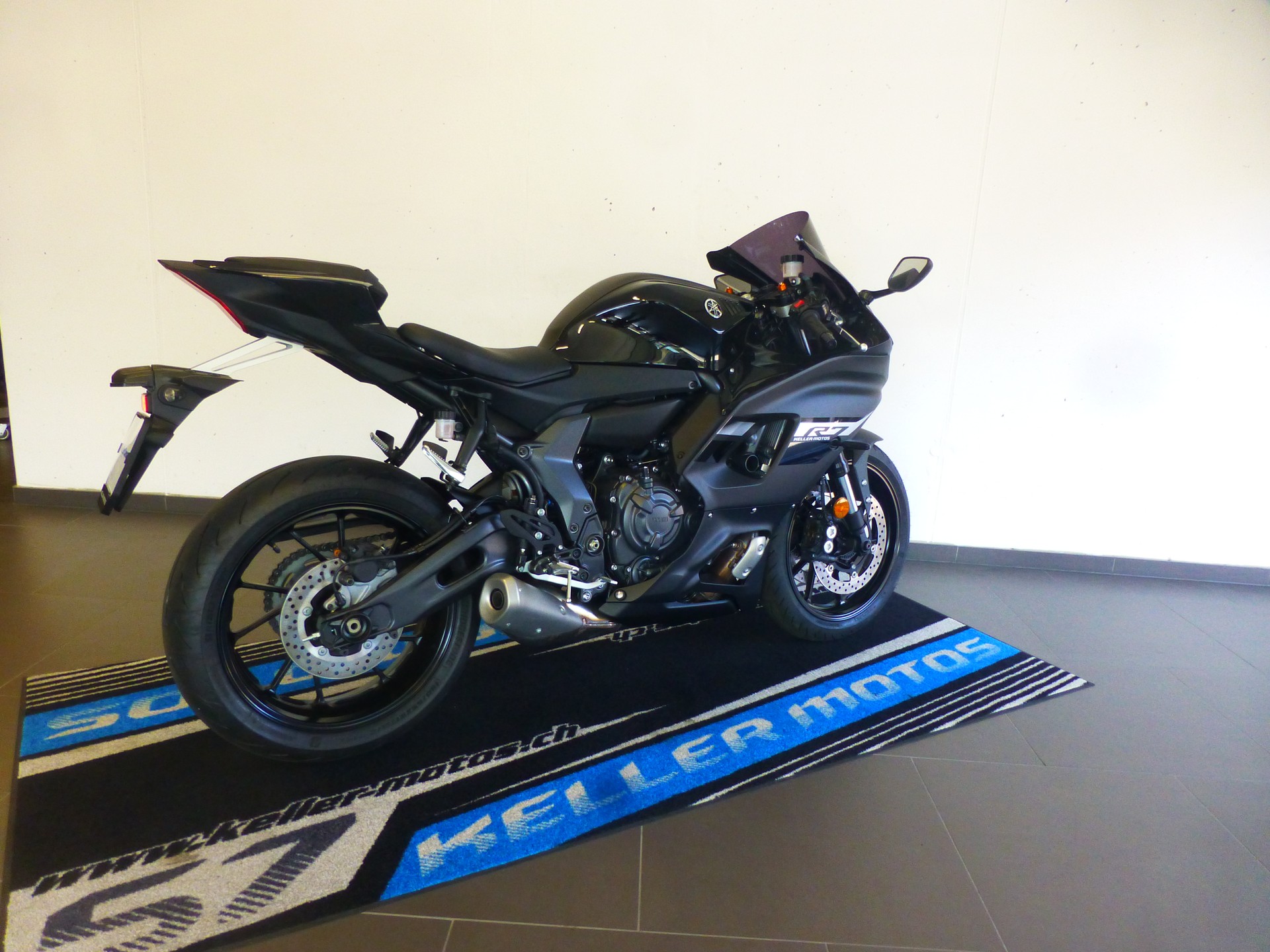 YAMAHA YZF-R7 (35kW)-image-2