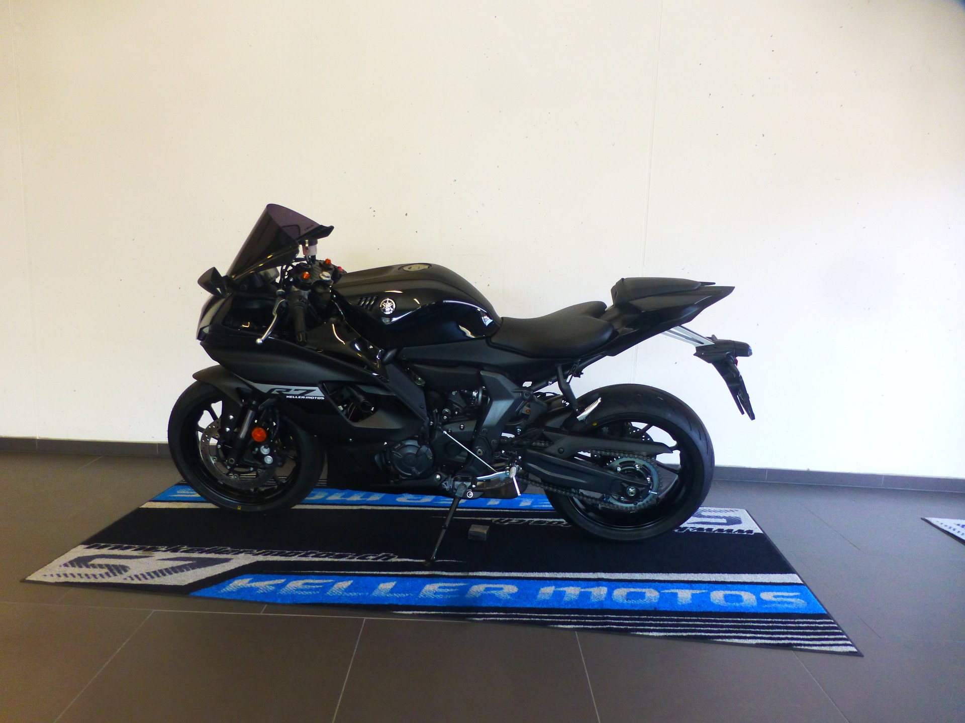 YAMAHA YZF-R7 (35kW)-image-1