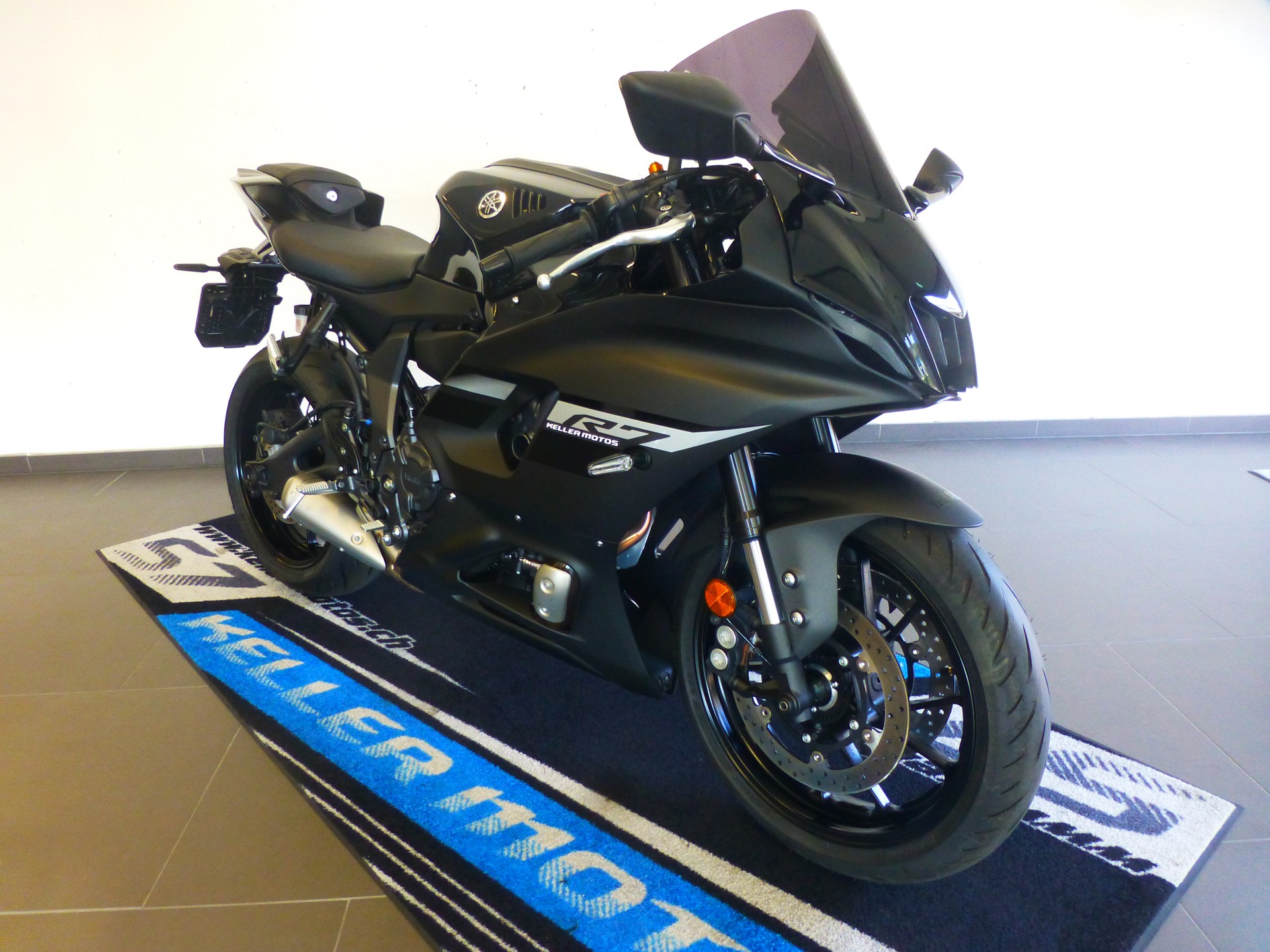 YAMAHA YZF-R7 (35kW)-image-8