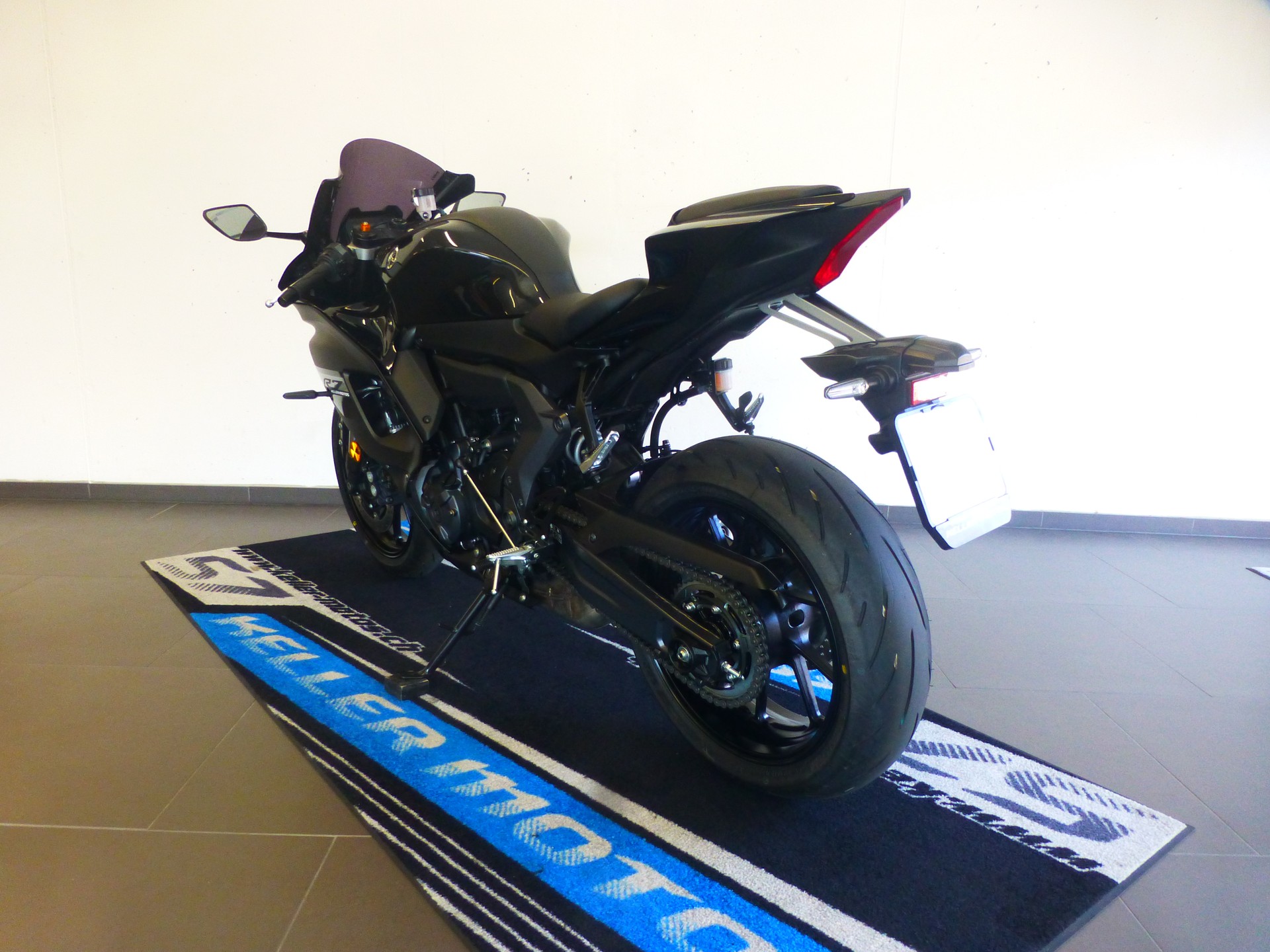 YAMAHA YZF-R7 (35kW)-image-6