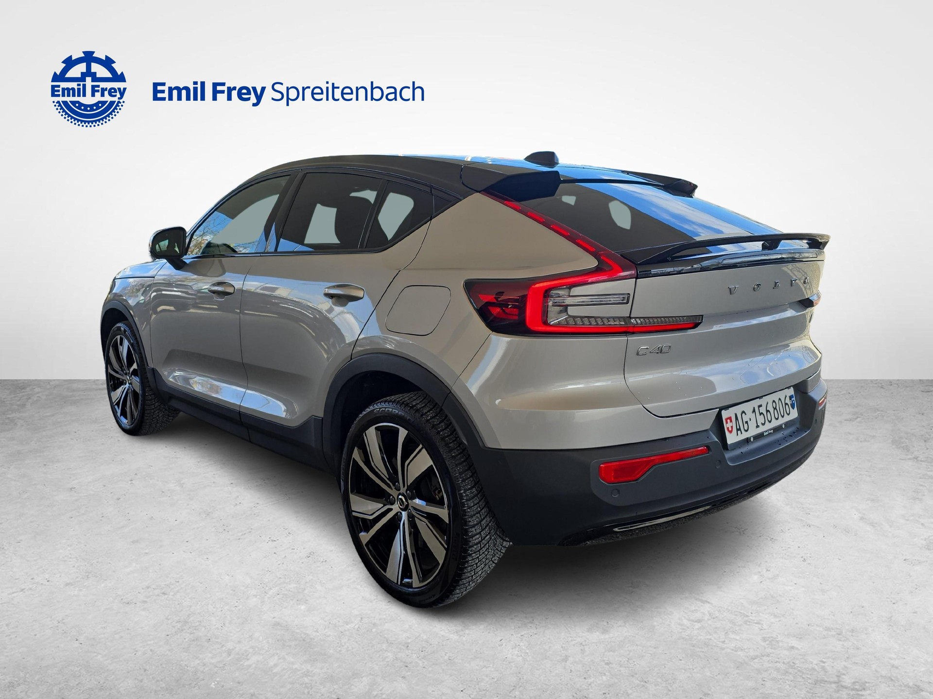 VOLVO C40 P8 Twin Recharge AWD-showroom-element-3