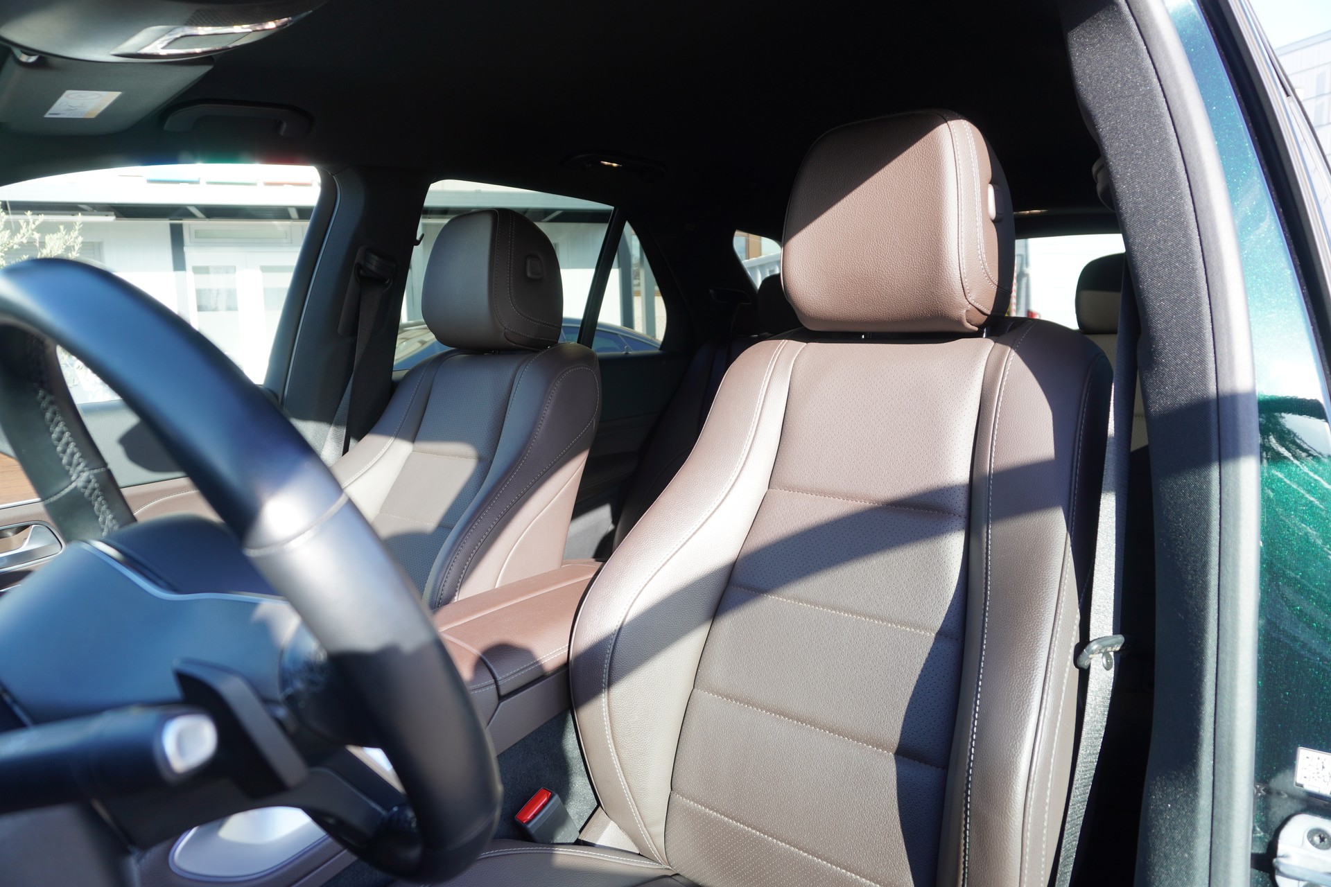 MERCEDES-BENZ GLE 300 d 4Matic 9G-Tronic-image-12