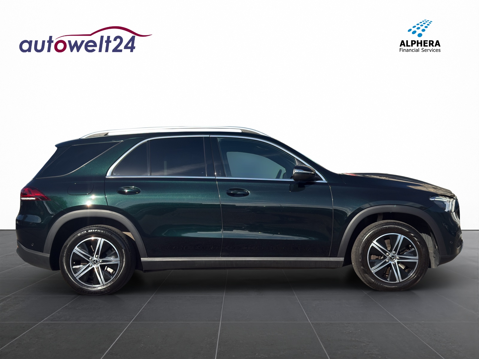 MERCEDES-BENZ GLE 300 d 4Matic 9G-Tronic-showroom-element-3