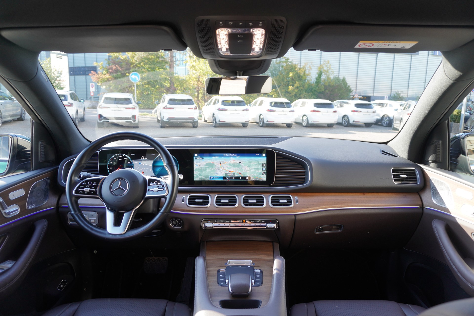 MERCEDES-BENZ GLE 300 d 4Matic 9G-Tronic-image-14