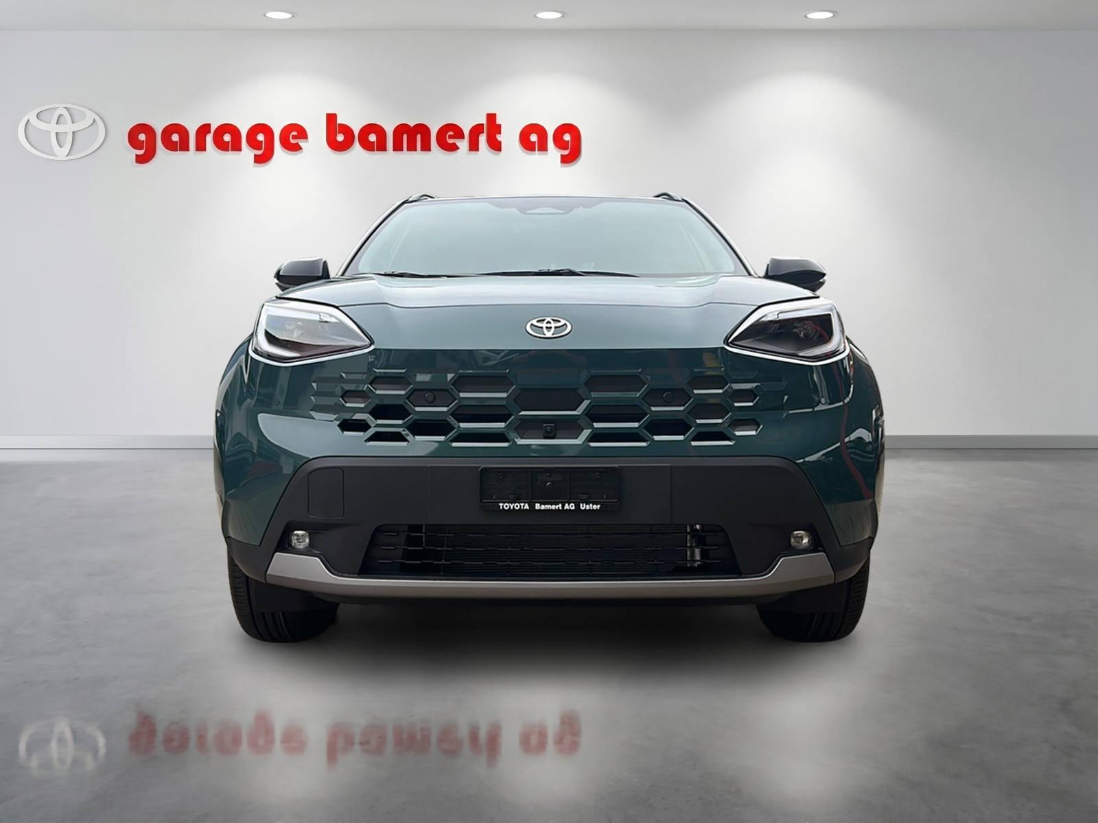 TOYOTA Yaris Cross 1.5 VVT-i HSD Premium AWD-i-showroom-element-1