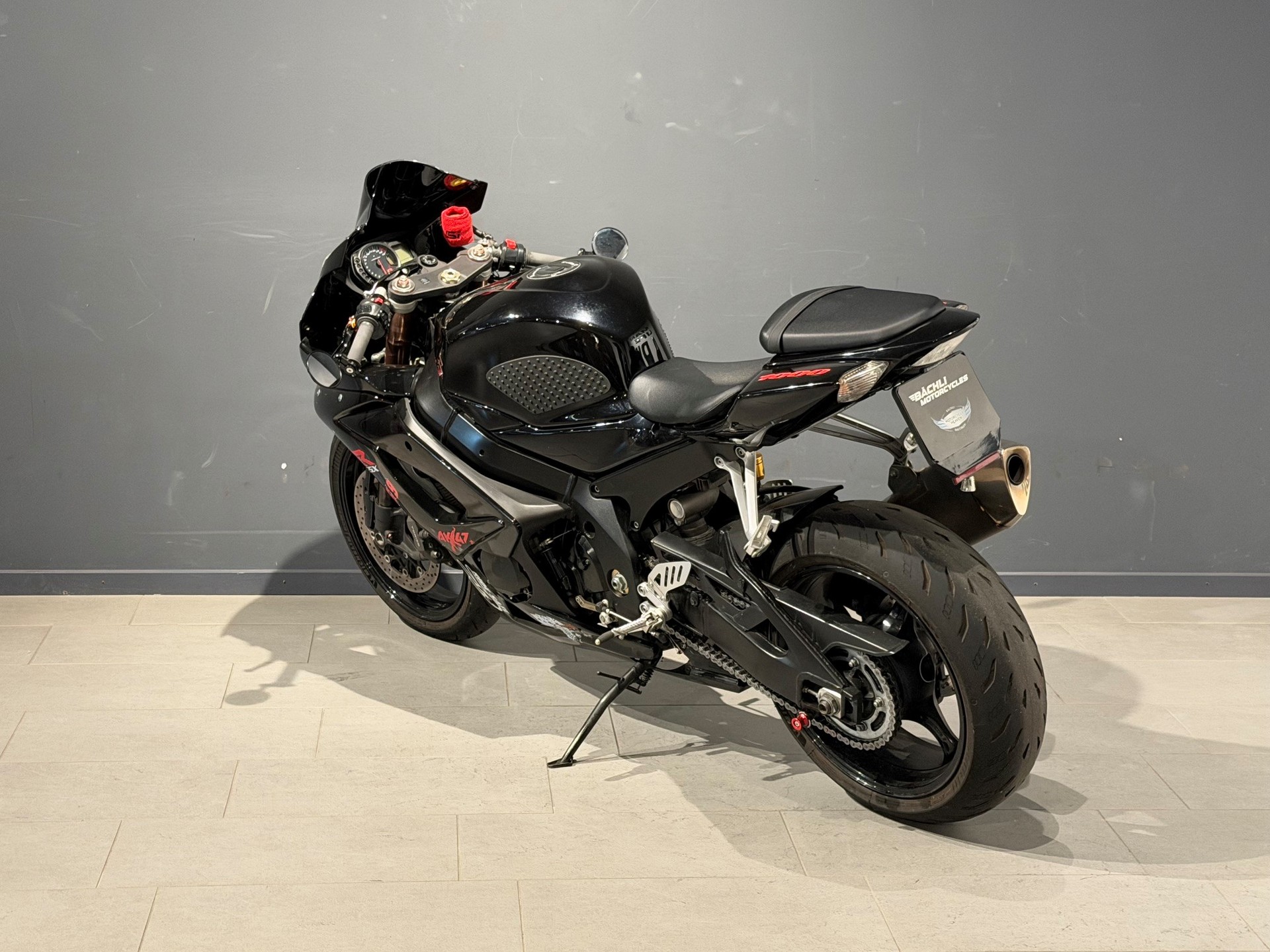 SUZUKI GSX-R 1000 K5/K6-image-4