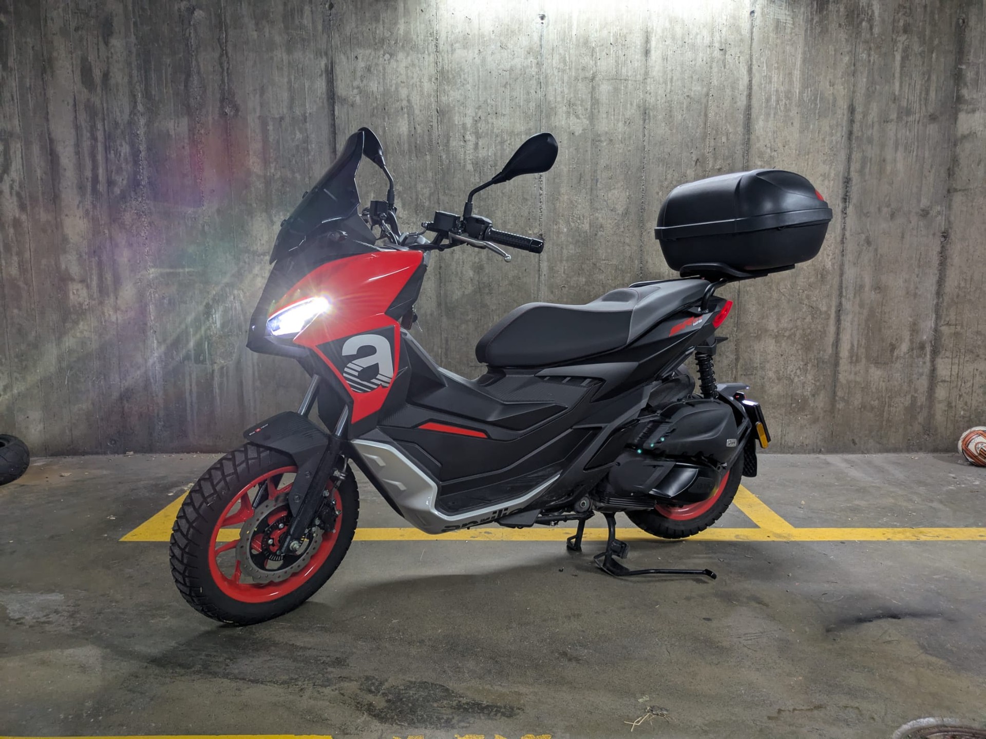 APRILIA SR 125 GT ABS-image-0