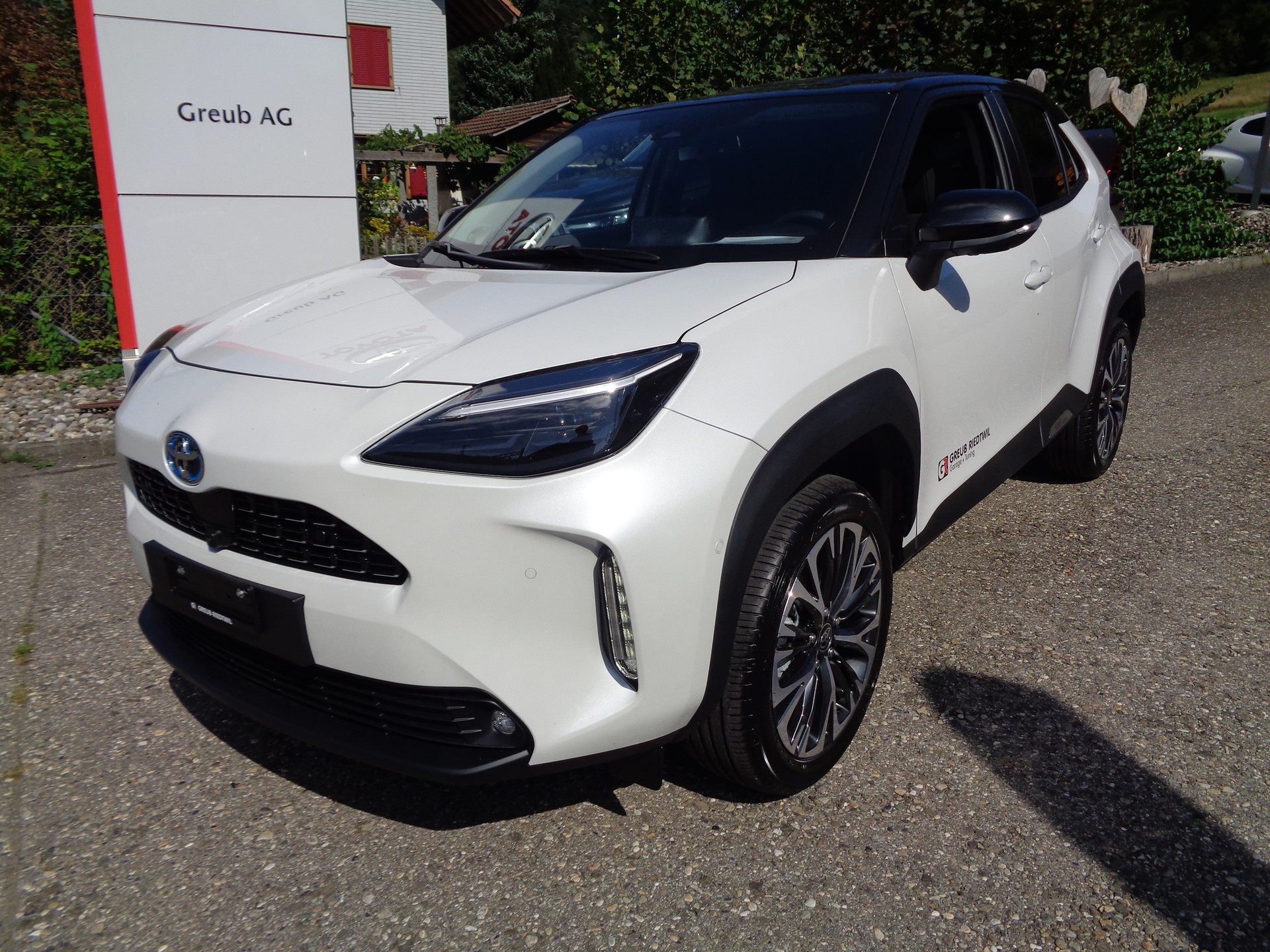 TOYOTA Yaris Cross 1.5 Elegant e-CVT AWDi