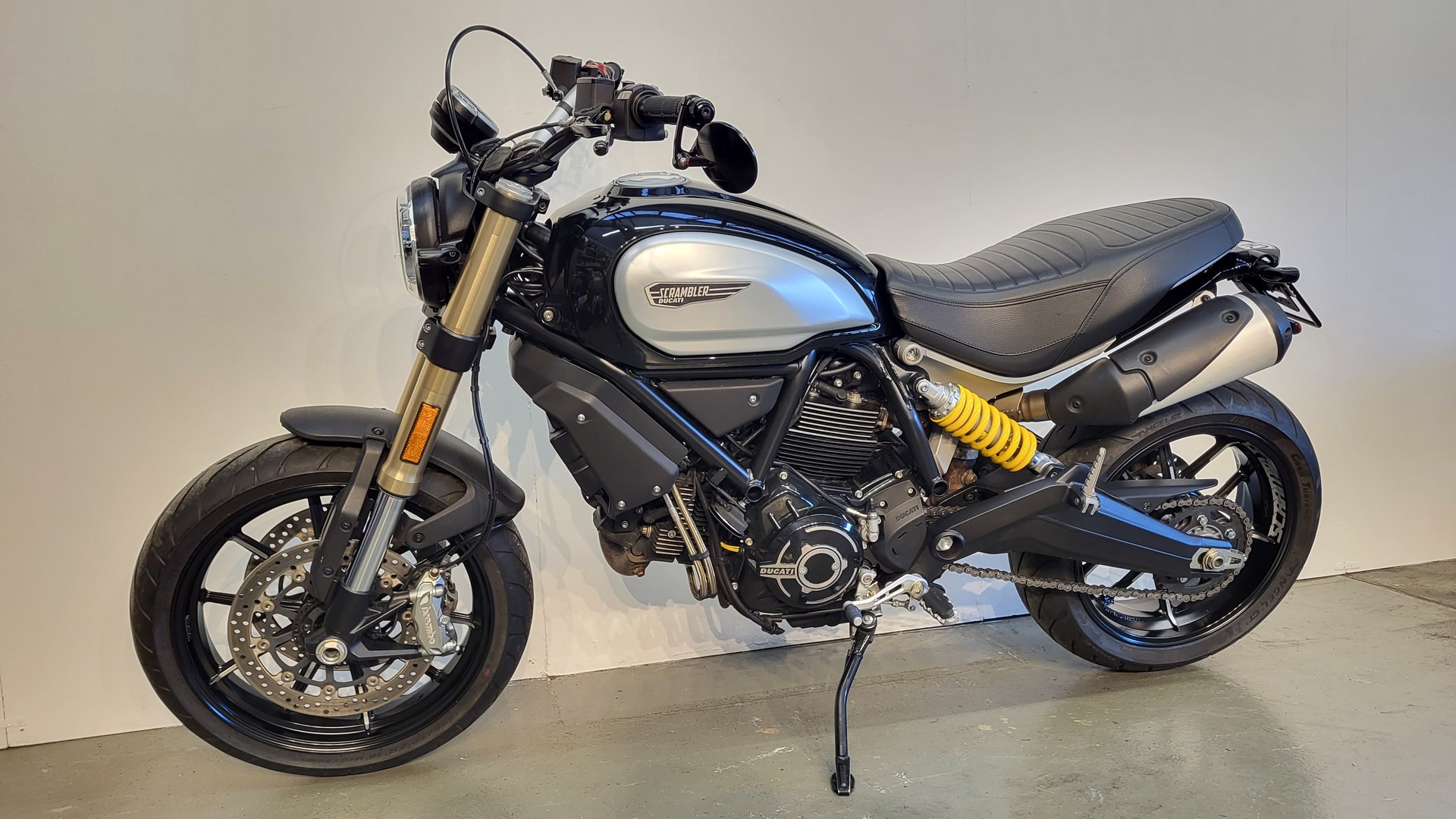 DUCATI Scrambler 1100-image-3