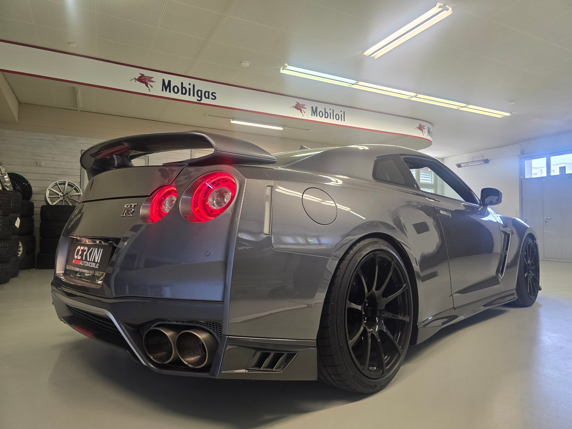 NISSAN GT-R 3.8 V6 Biturbo *Track Edition* Nismo *-showroom-element-2