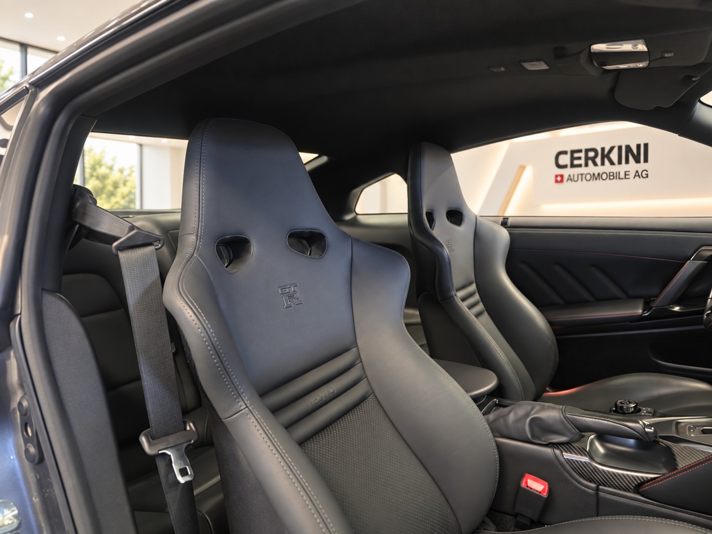 NISSAN GT-R 3.8 V6 Biturbo *TRACK EDITION * NISMO-FAHRWERK * RECARO SPORTSITZE * CARBON-AERODYNAMIK *-image-7