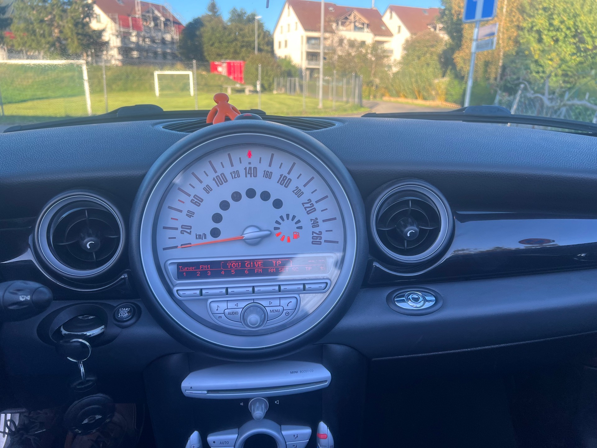 MINI Cooper John Cooper Works Cabriolet-image-13