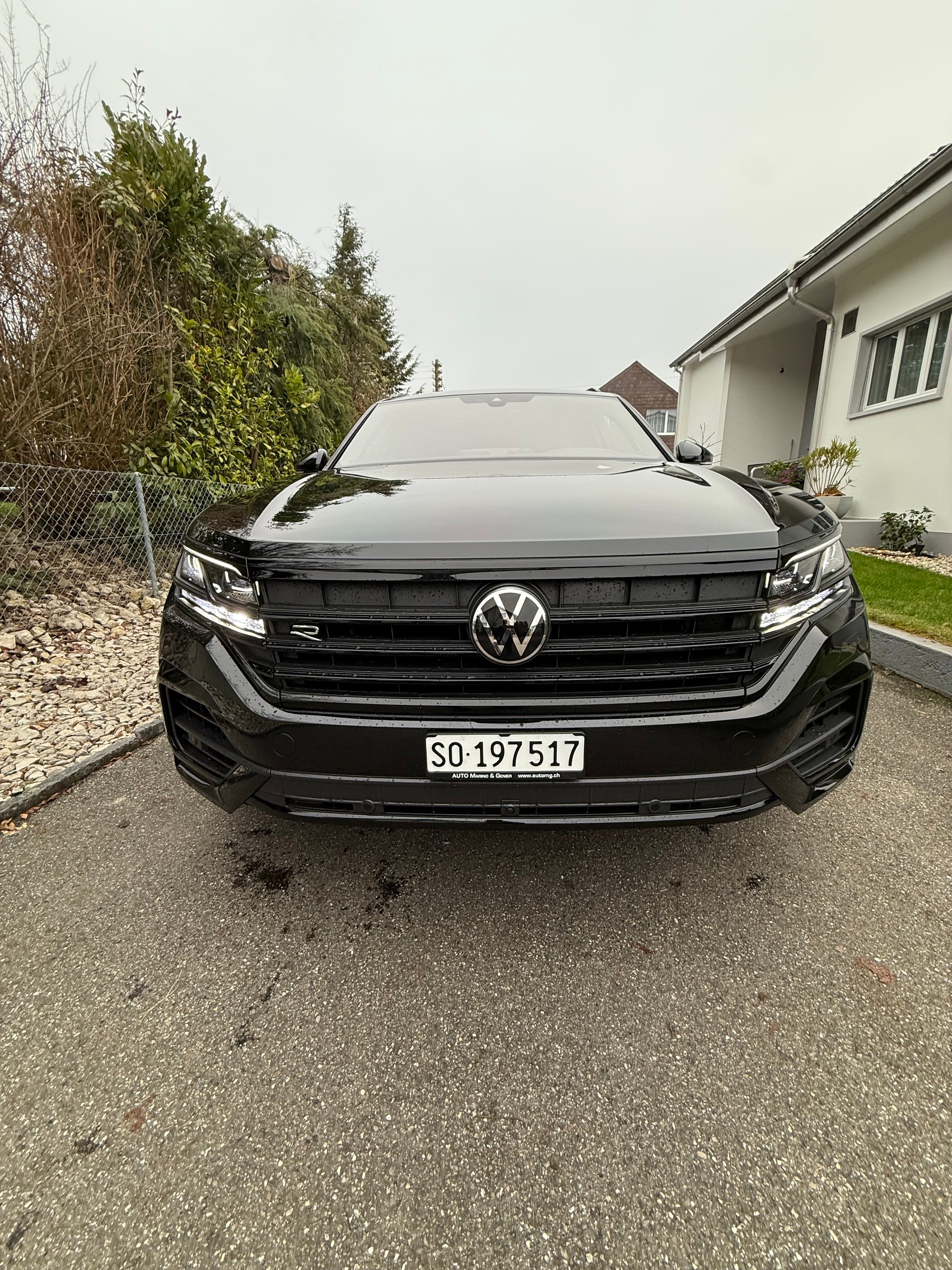VW TOUAREG R-image-1