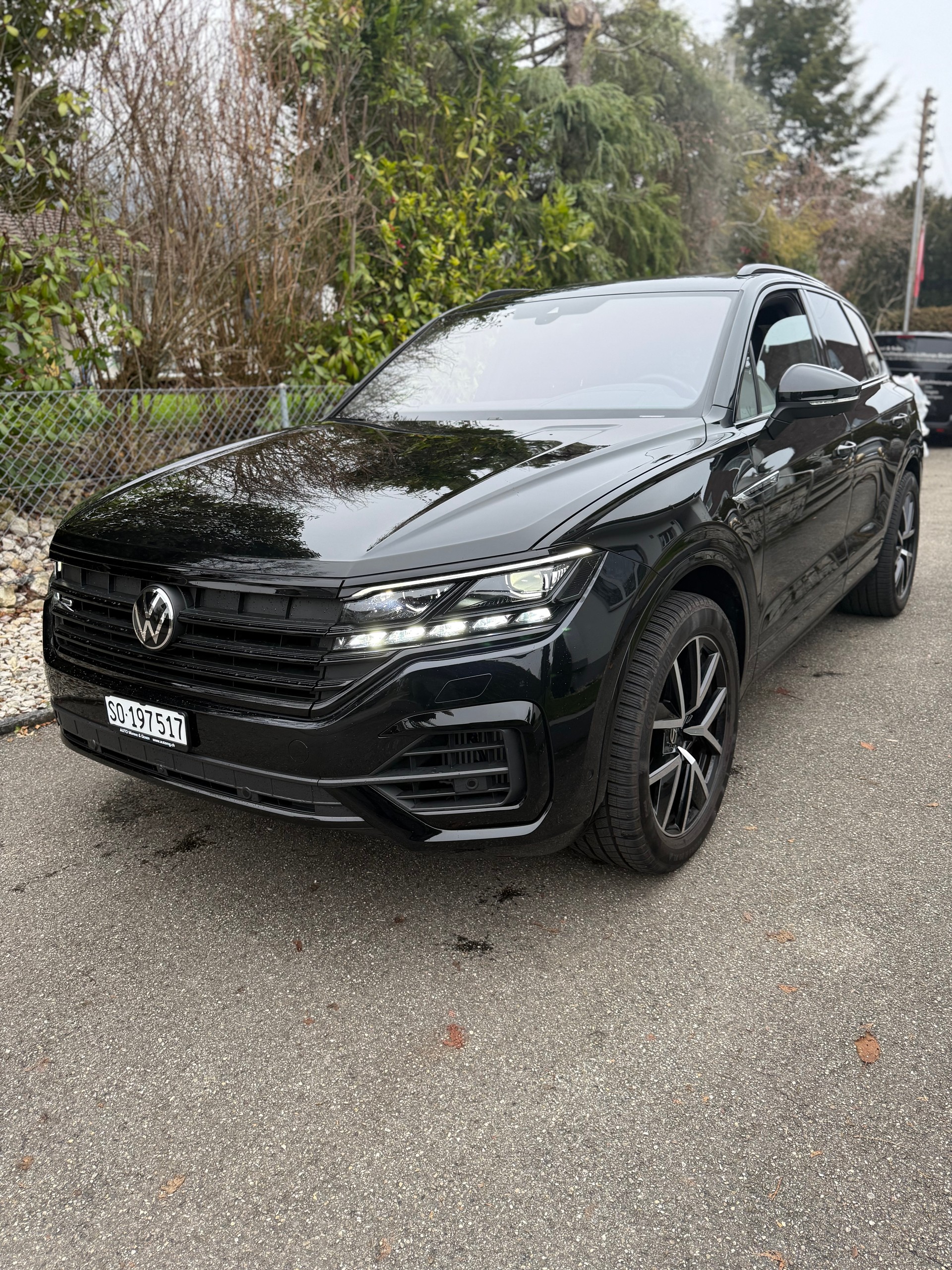 VW TOUAREG R-image-7