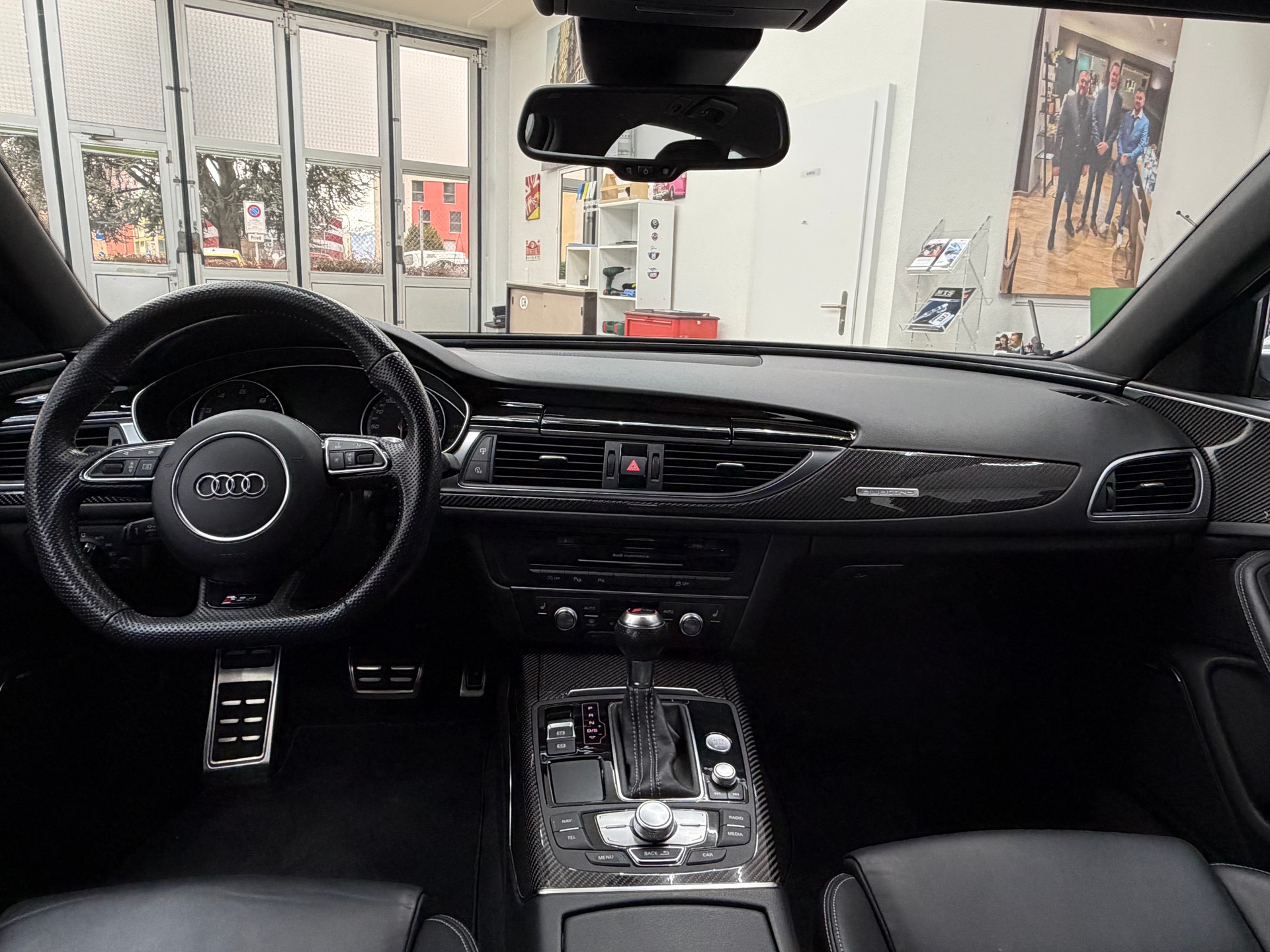 AUDI RS6 Avant 4.0 TFSI V8 quattro Tiptronic-image-11