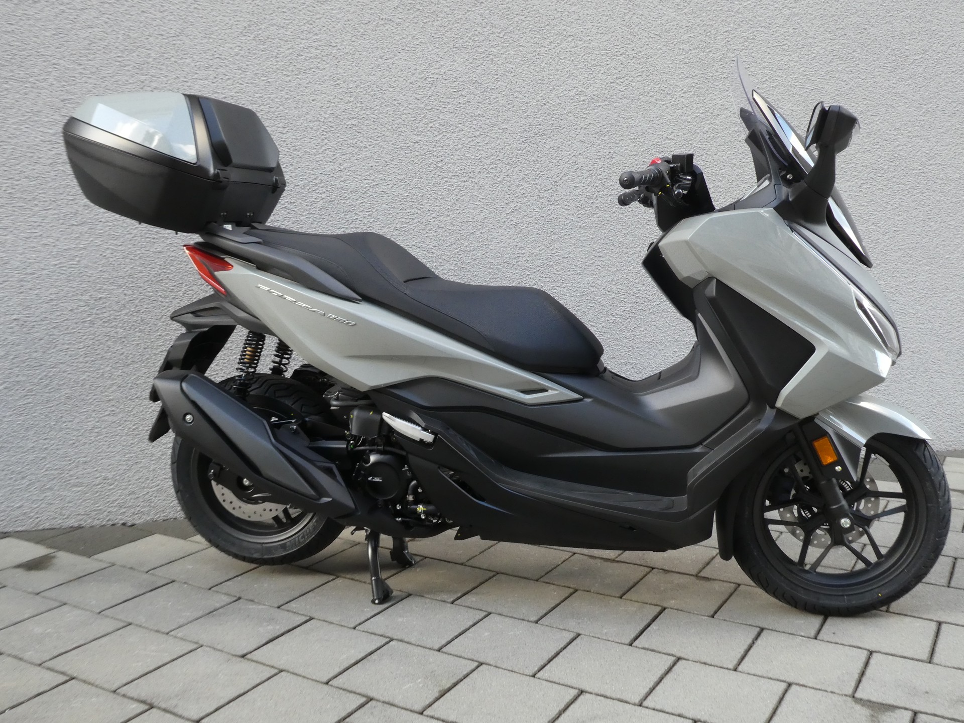 HONDA NSS 350 Smart Top Box-image-1