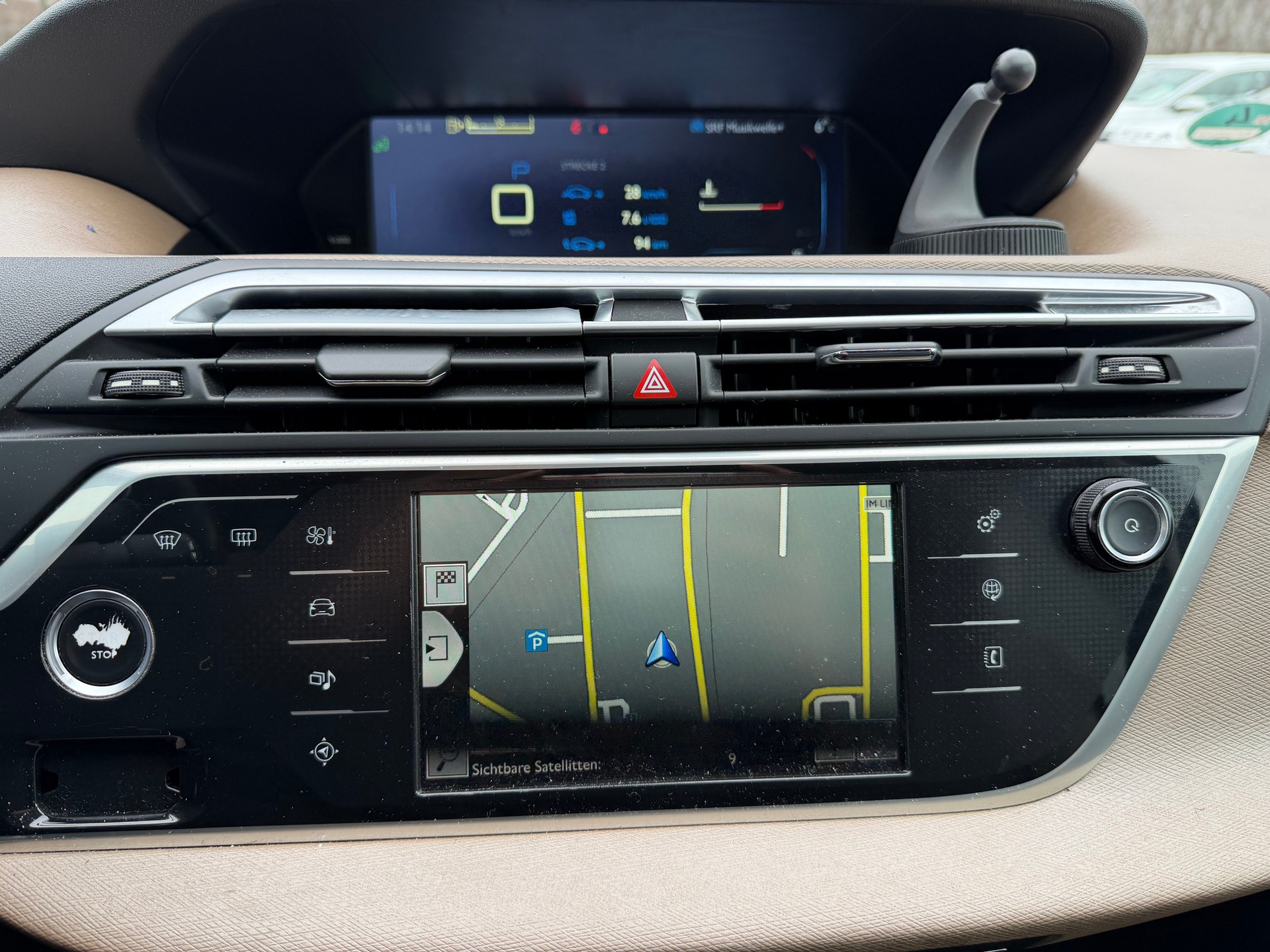CITROEN Grand C4 Picasso 2.0 BlueHDi Exclusive Automatic-image-11