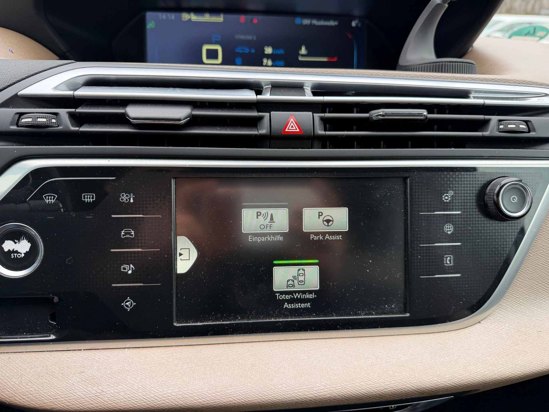 CITROEN Grand C4 Picasso 2.0 BlueHDi Exclusive Automatic-image-13