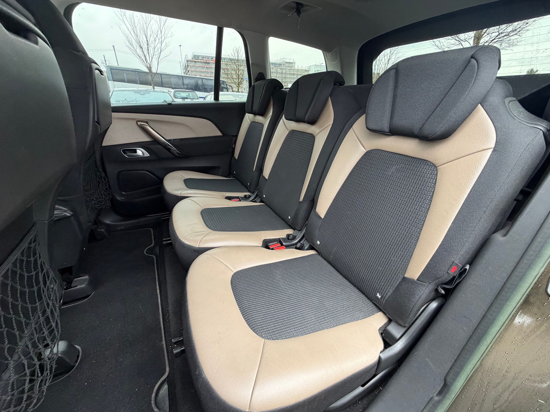 CITROEN Grand C4 Picasso 2.0 BlueHDi Exclusive Automatic-image-9