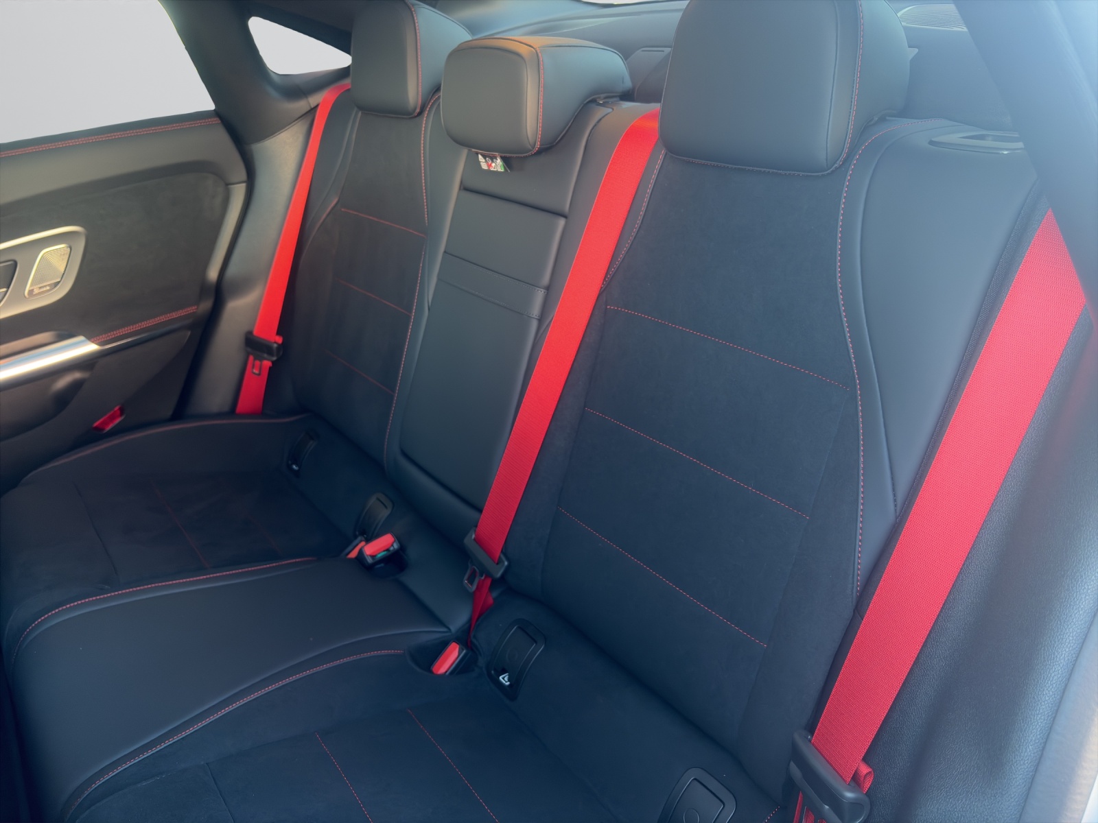 MERCEDES-BENZ CLA 350+ 85 kWh EQ-image-8