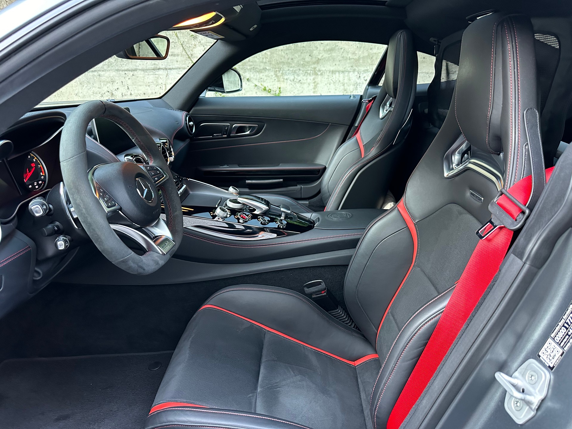 MERCEDES-BENZ AMG GT S Edition 1 Speedshift DCT-image-7